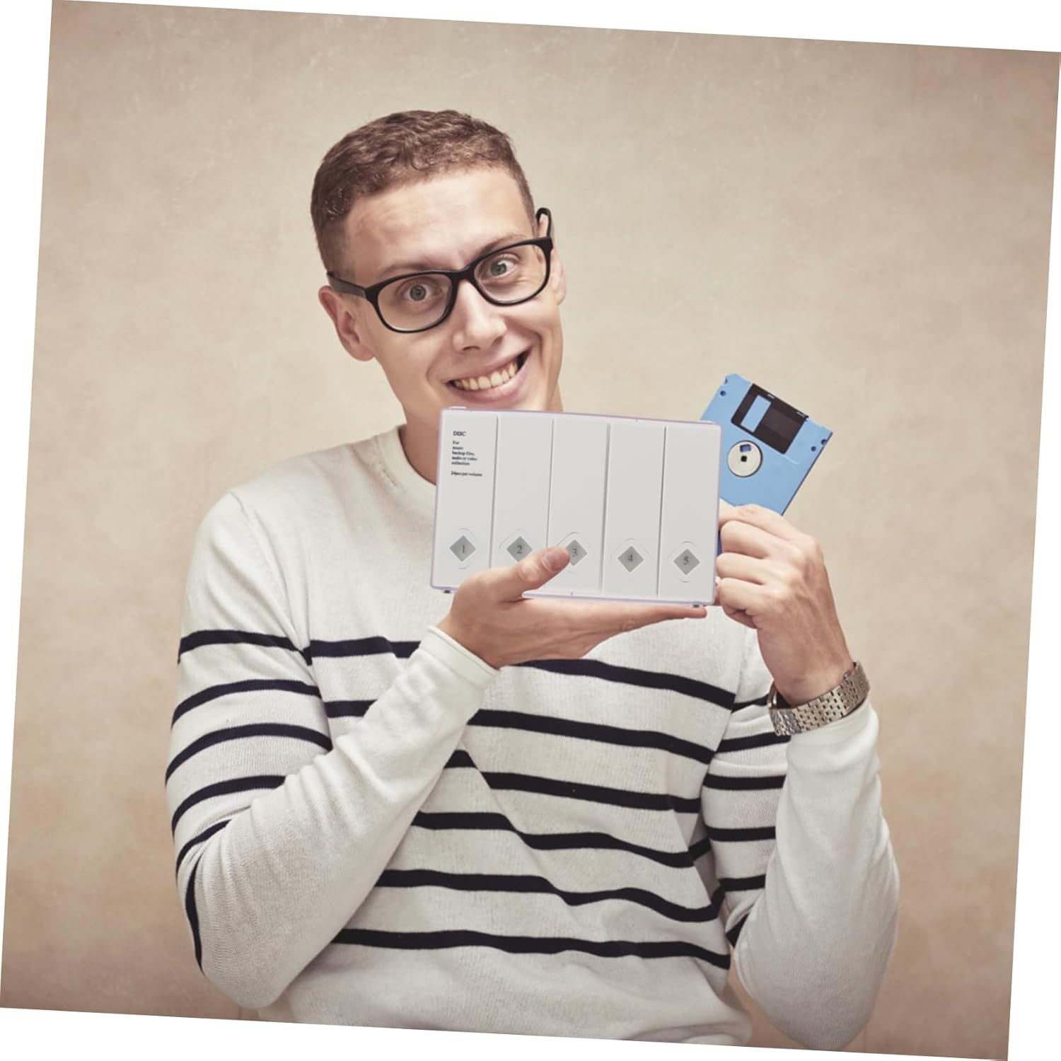 OUNONA Capacity Cd DVD Storage Case Cd Sleeves Disc Box Holder Organizer Portable Case Vinyl Record Storage