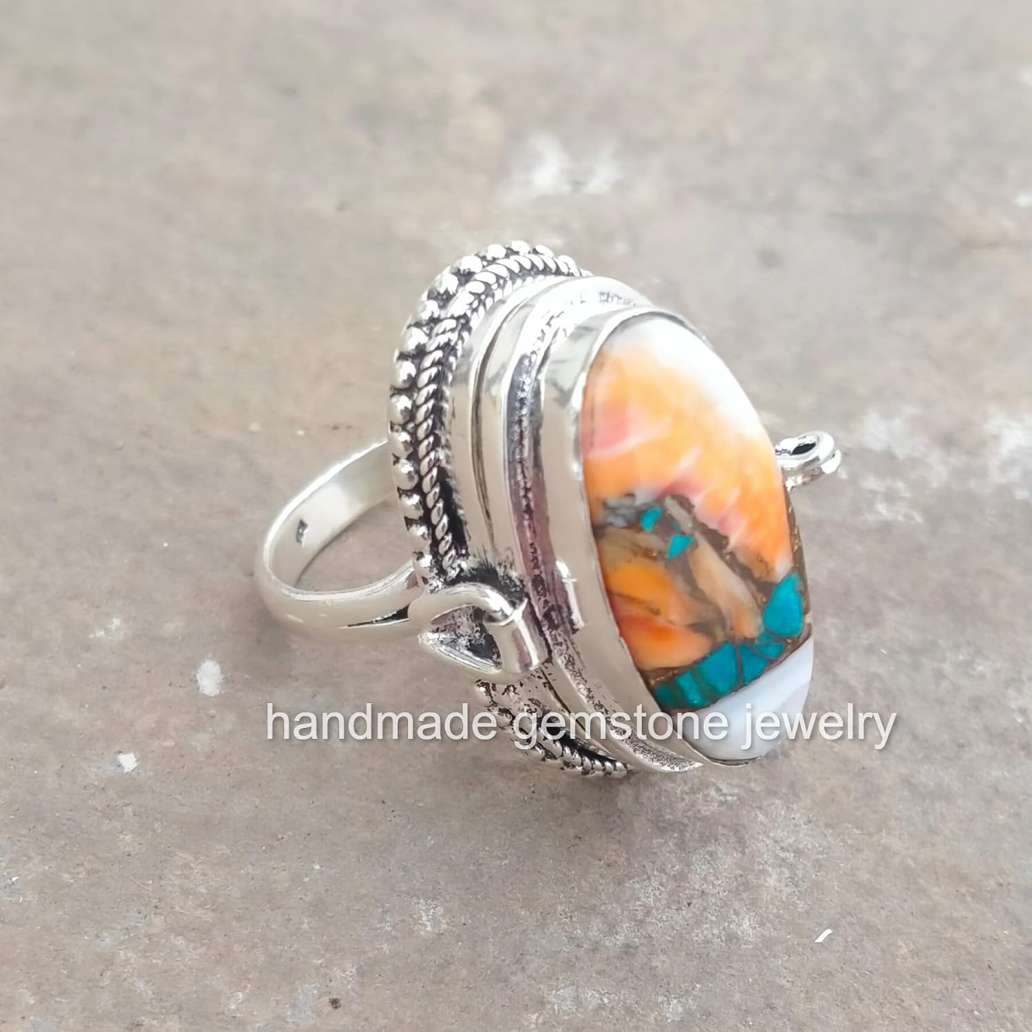 Natural Oyster Copper Turquoise Ring, Gemstone Ring, Statement Ring, Poison Box Ring, Medicine Box Ring, Secret Message Box Ring, Oval Stone Ring, Storage Box Ring, Wedding Ring, Turquoise Jewelry