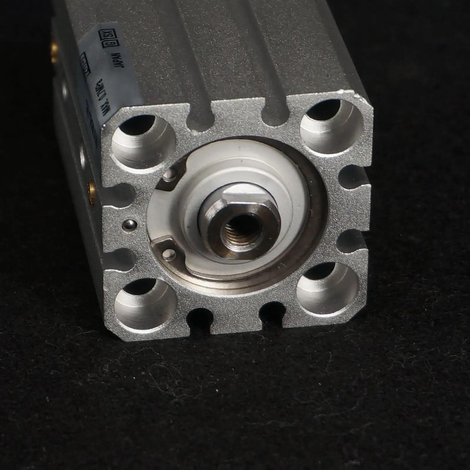 RDQB25-25 - Cilindro compacto de 25 mm de carrera de 25 mm con imán amortiguador de aire (estándar) neumático