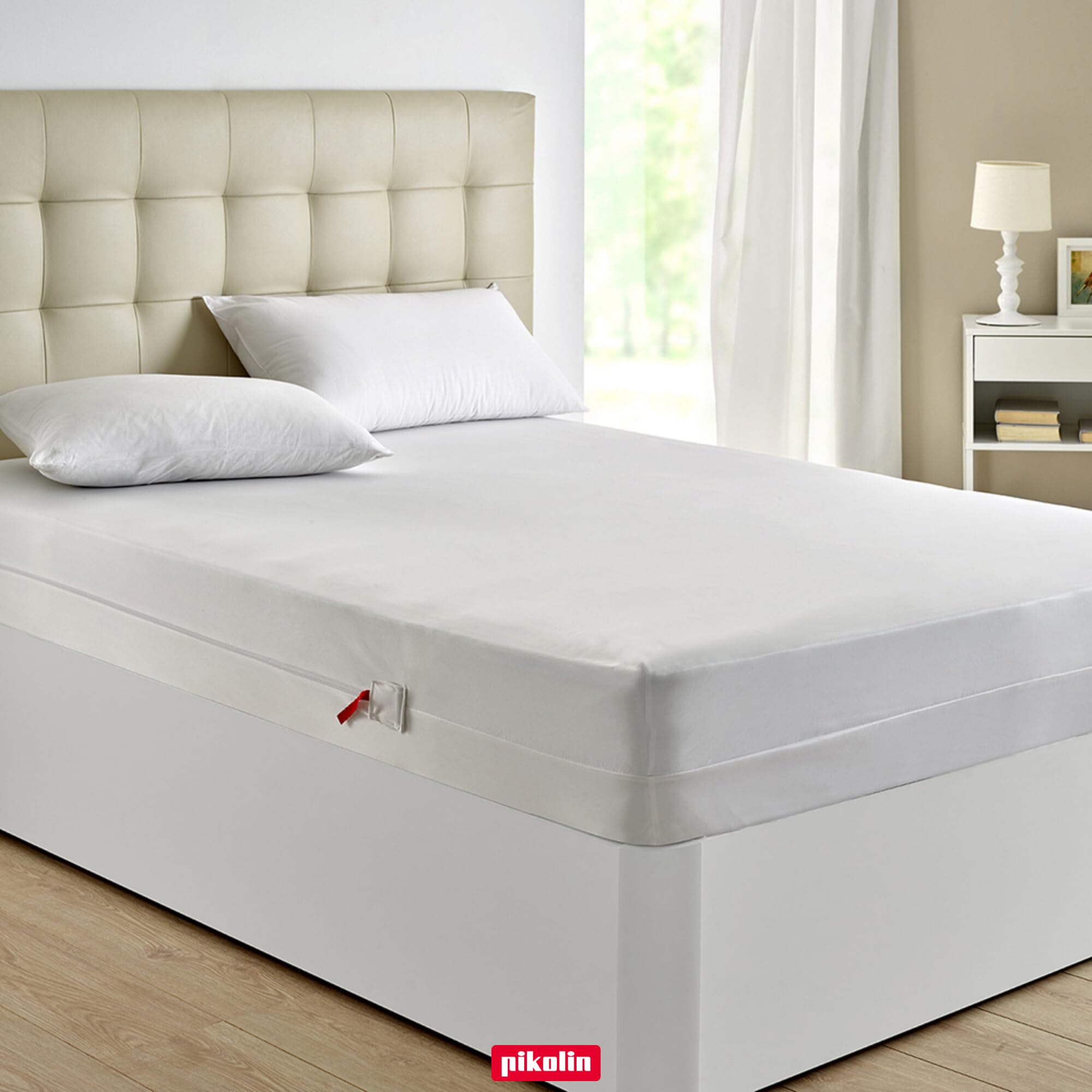 PIKOLIN Coprimaterasso Matrimoniale Impermeabile 150 x 190/200 cm Ipoallergenico, Traspirante e Lavabile - Protettore di Materasso con Cerniera e Chiusura di Sicurezza, Antirestringimento