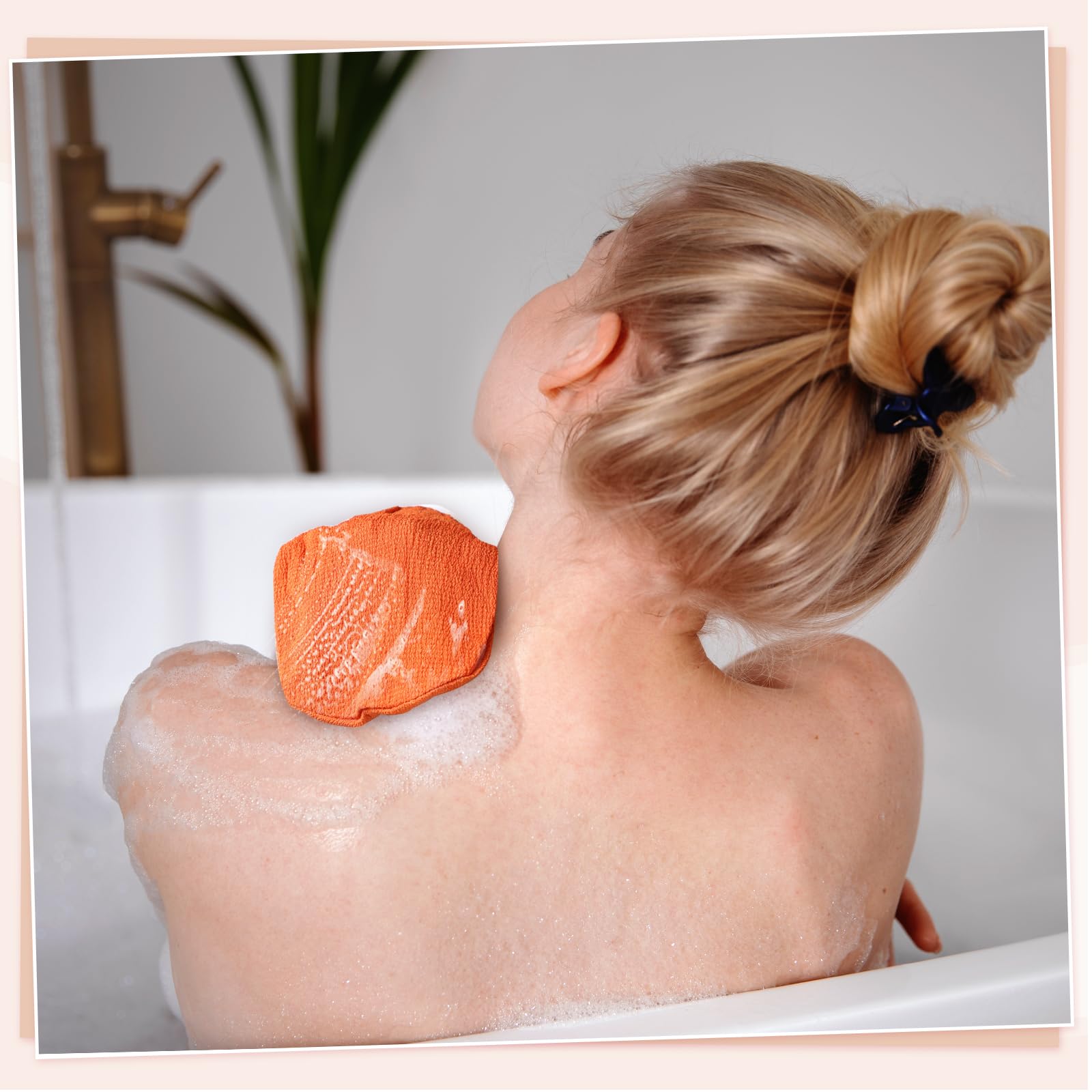 4 PCS Exfoliating Gloves - Image 4