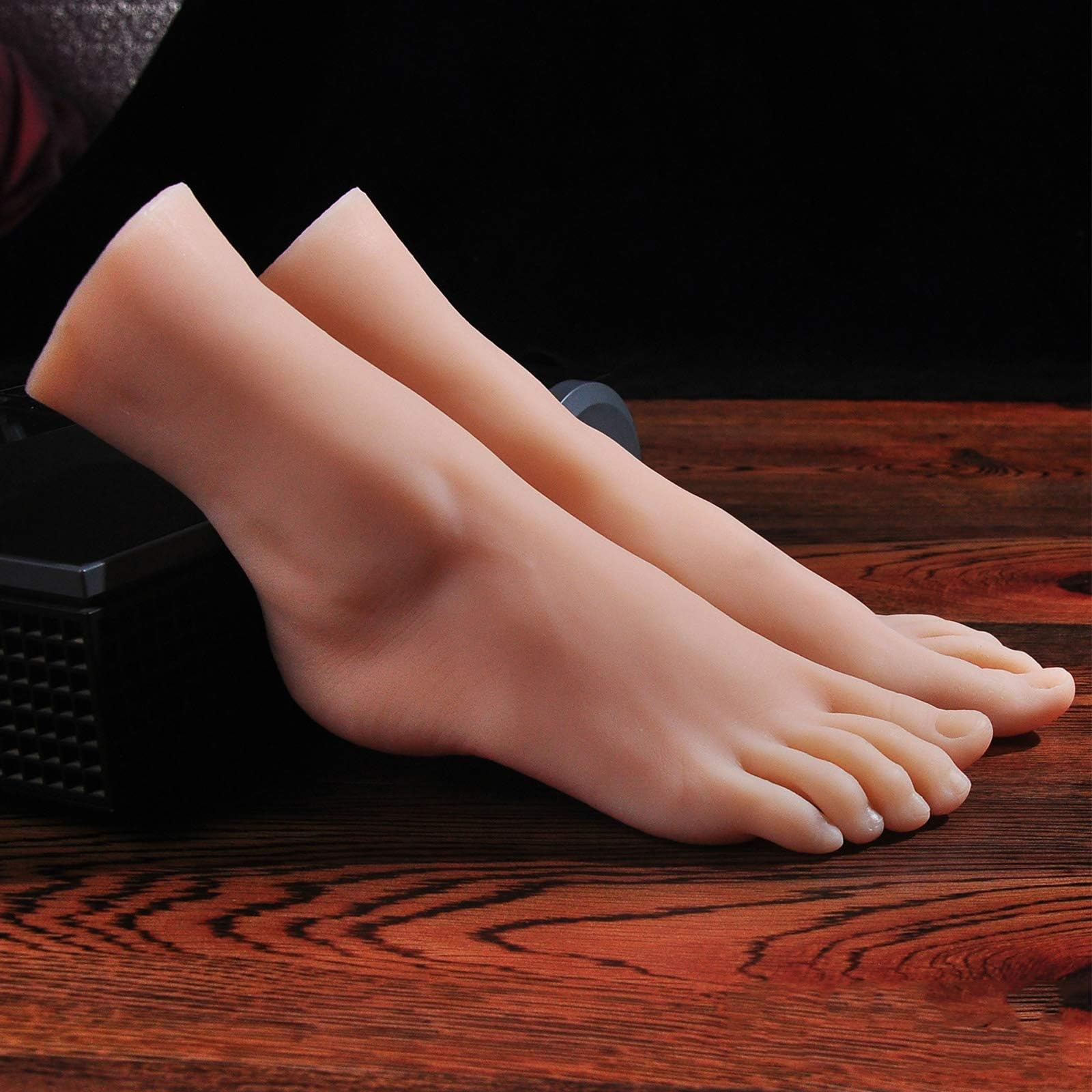 Simulation Silicone Feet Practice Fake Foot Model Flexible Movable Soft Prosthetic Manicure Tool for Nail Art Training As Sketch Nail Art