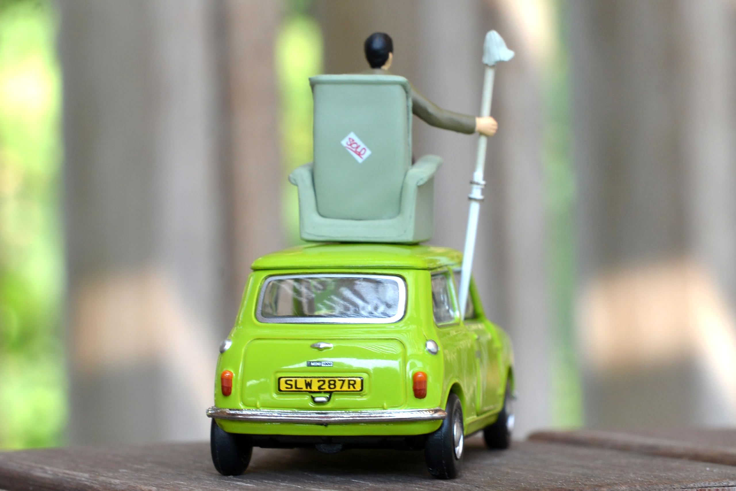 Amazon | Tiny City 1/50 Mr.ビーン ミニ セット ソファー付き ダイ