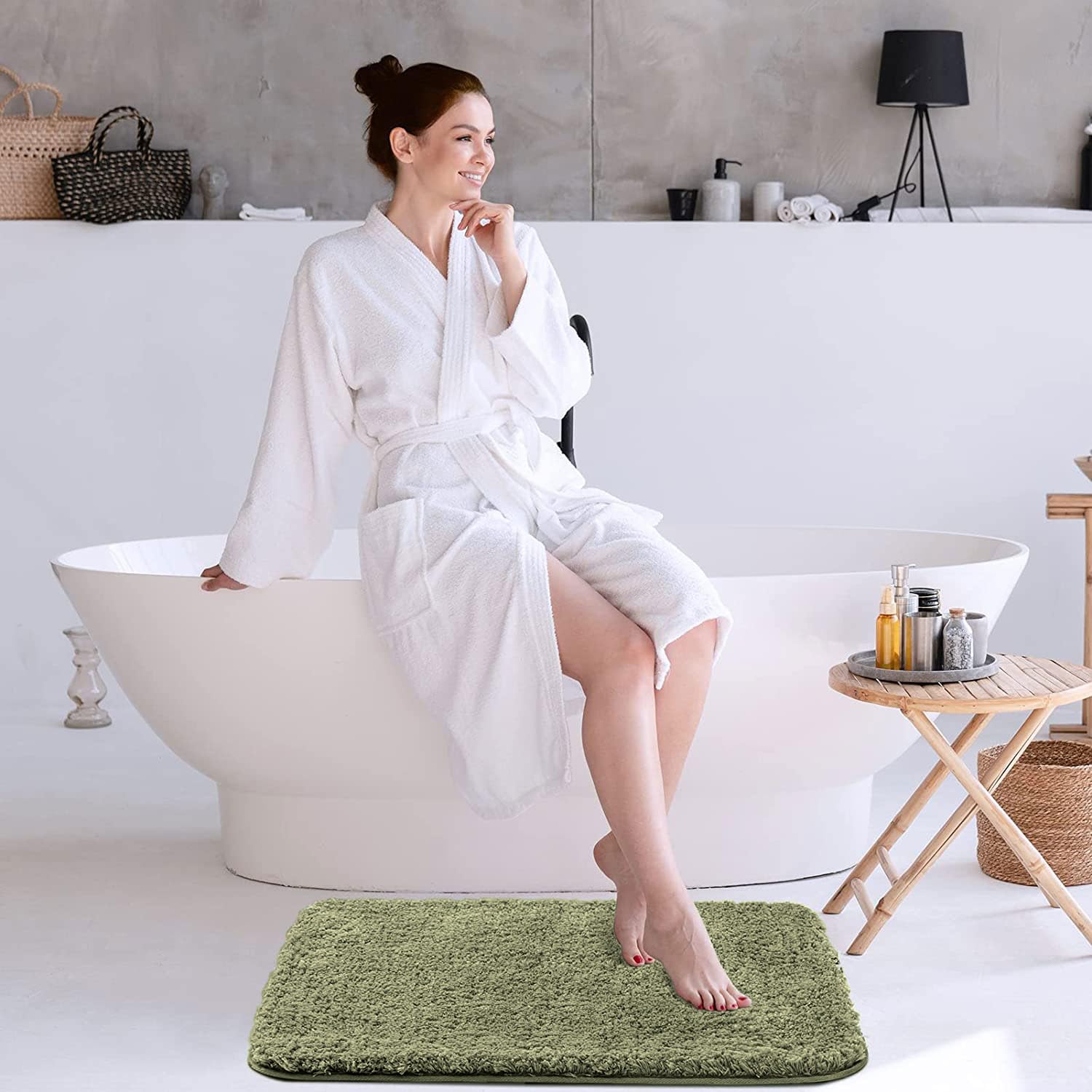LUXE HOME INTERNATIONAL Microfiber Rectangular Home Bath Mat Super Soft Non Slip Vegas Mats for Bathroom, Kitchen, Bedroom, and Door (45x75 Cm, Green) Pack of 1