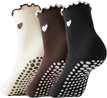 3 Pairs Pilates Socks with Grips Non-slip Ruffle Cute Heart Yoga Grip Sock for Women