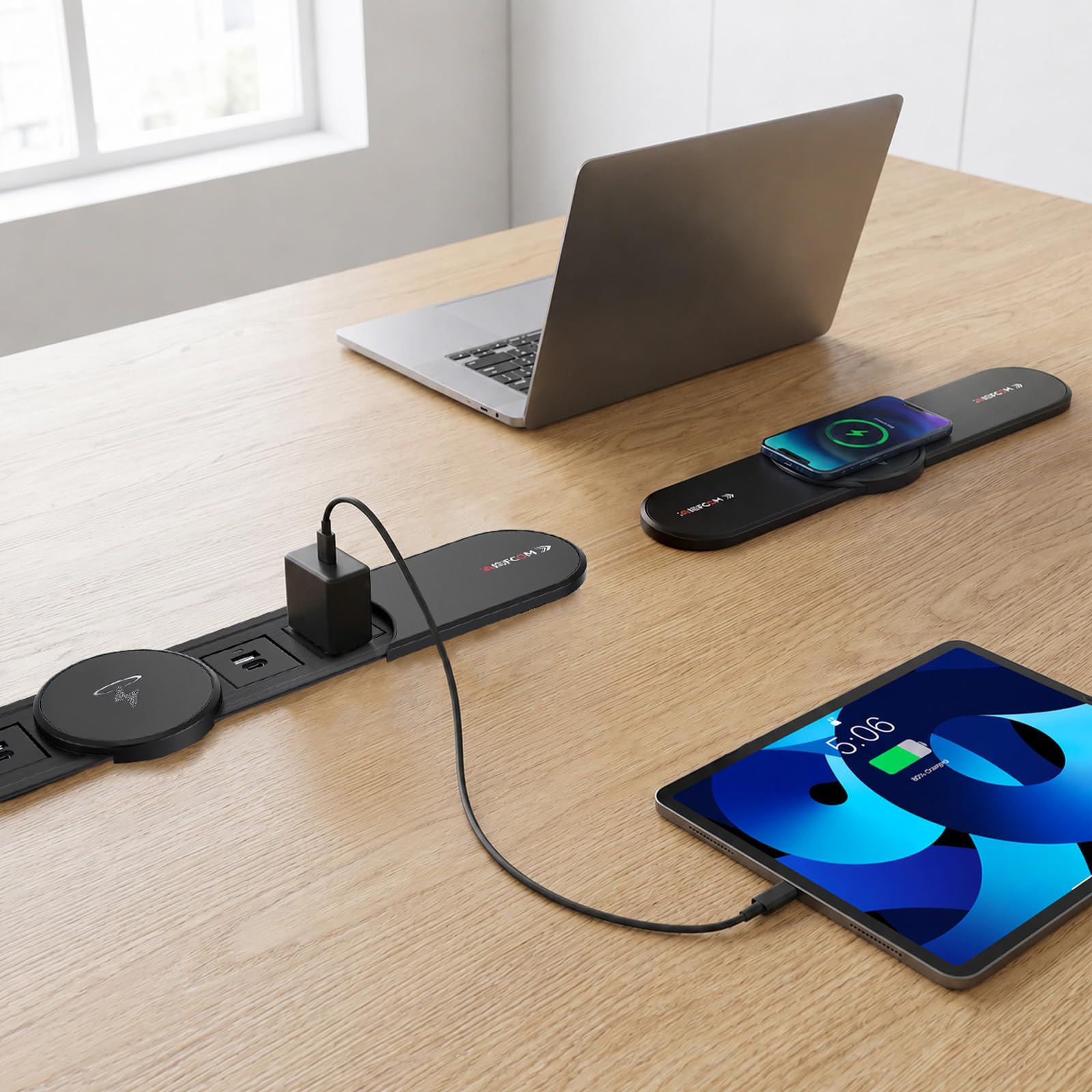 Ciabatta elettrica da incasso con 2 coperchi scorrevoli in metallo, presa a scomparsa, 4 prese con funzione di ricarica wireless da 15 W, 2 AC 2 USB A e 2 USB C, presa da tavolo a scomparsa per