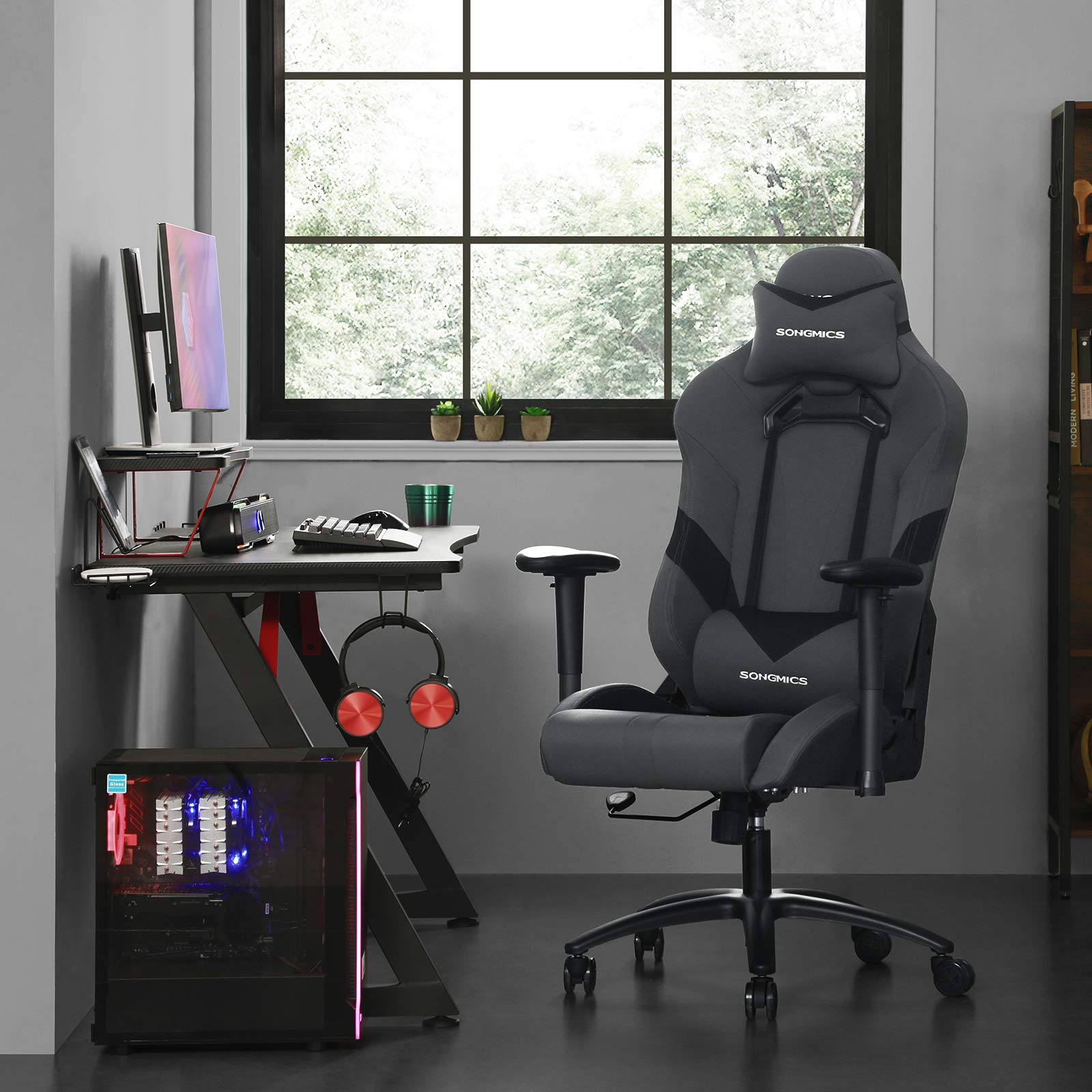 Songmics Bürostuhl Gaming Stuhl Chefsessel ergonomisch mit Verstellbare Armlehnen, Kopfkissen Lendenkissen 66 x 72 x 124-132 cm Grau-Schwarz RCG13G