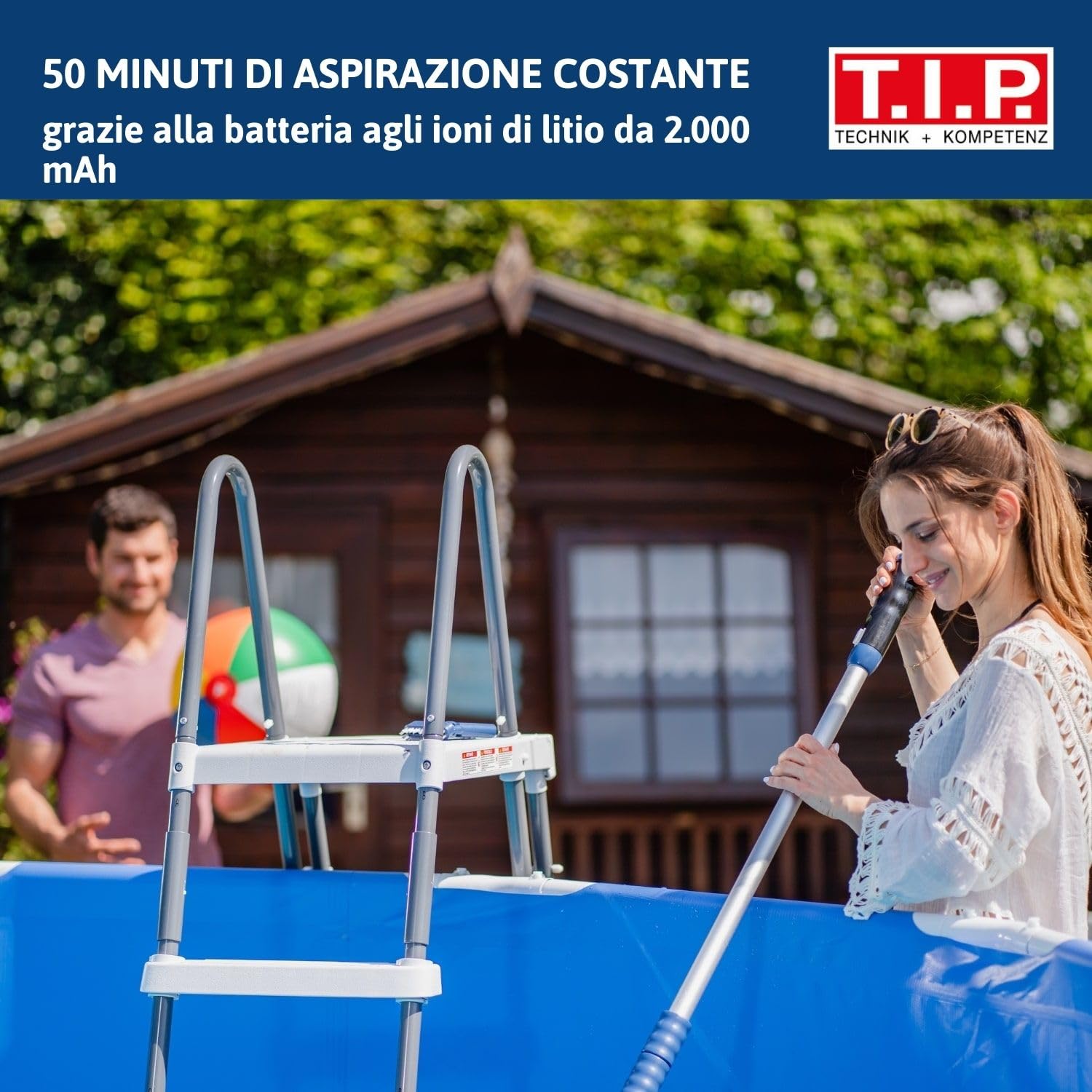 T.I.P. Sweep 2000 30445 - Aspiratore per Piscina a Batteria (9 Watt, 24 l/min, autonomia 50 min, Asta telescopica Max. 2,1 m, Due spazzole, rimozione mirata di Particelle di Sporco)