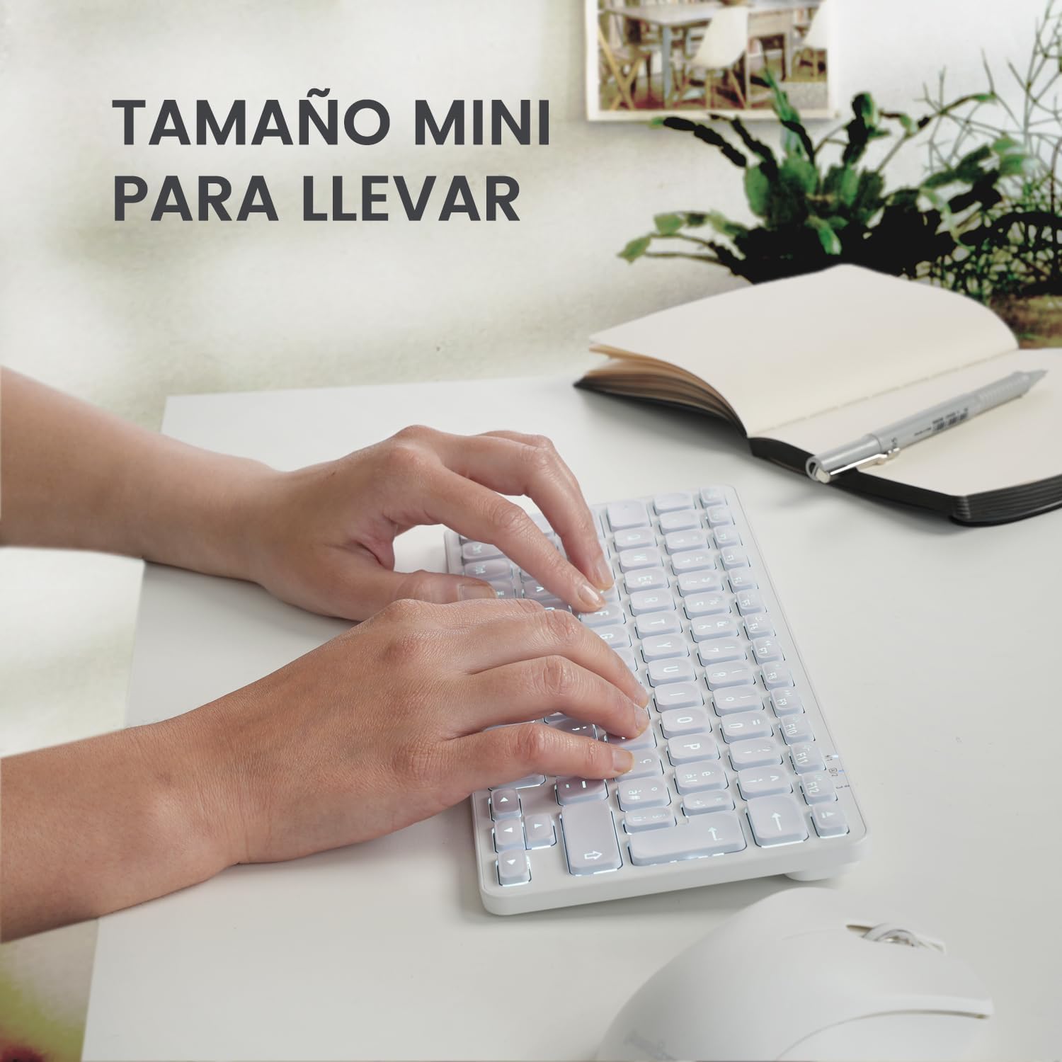 Perixx PERIBOARD-832MW Teclado Bluetooth para Mac - inalámbrico retroiluminado - LED Blanco - Disposición Española con Ñ