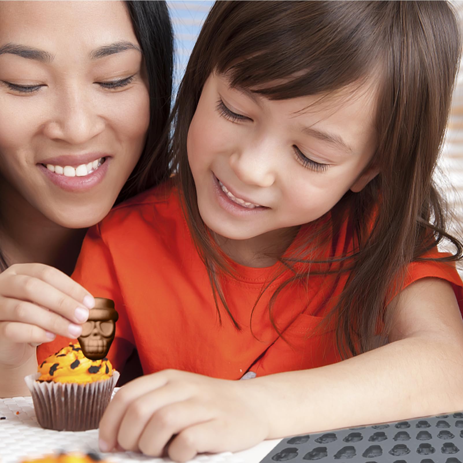 Totenkopf Silikonformen 2er Set - Für Schokolade & Gummibärchen