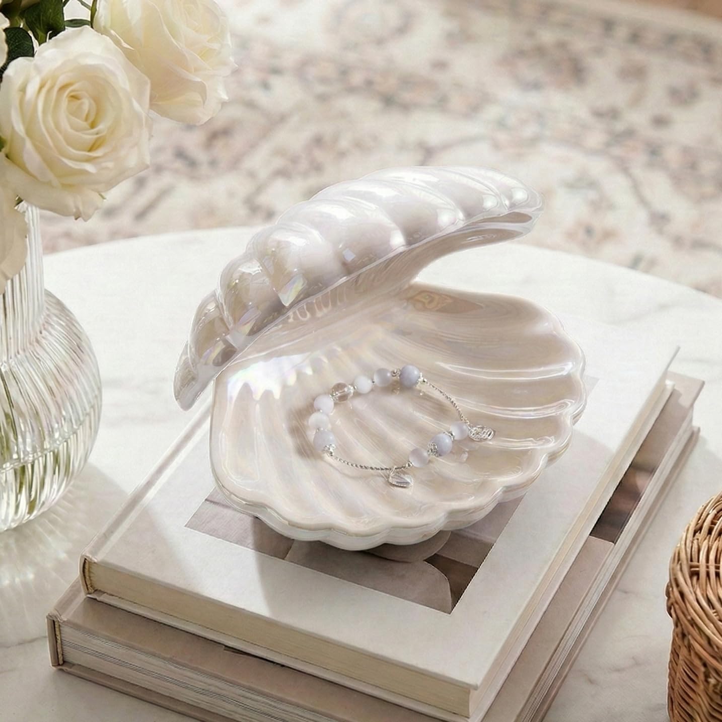 Denique Shell Jewelry Dish Tray, Ceramic Trinket Tray Clamshell Jewelry Storage Dish, Ring Holder Dish Key Bowl, Decorative Jewelry Plate, Cute Jewelry Organizer for Room Decor (White)