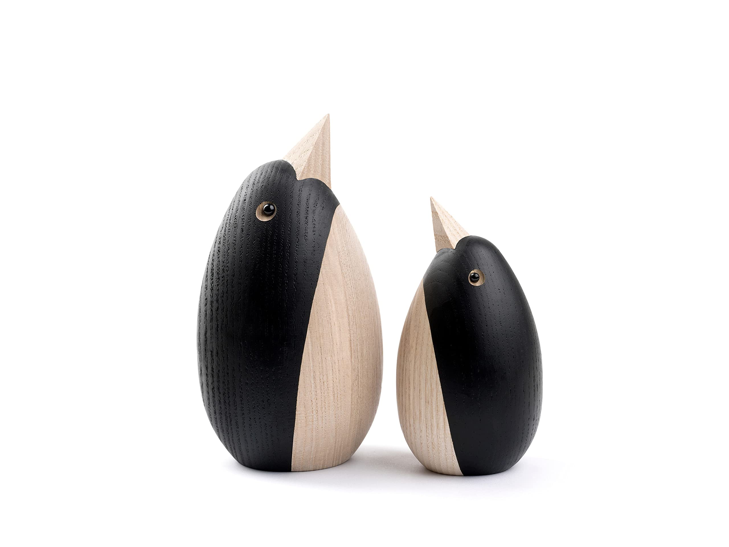Dekofigur - Holzfigur - Penguin - Pinguin - Eschenholz - von Hand gefertigt - Maße (ØxH): 4,7 x 8,5 cm - 1 Stück