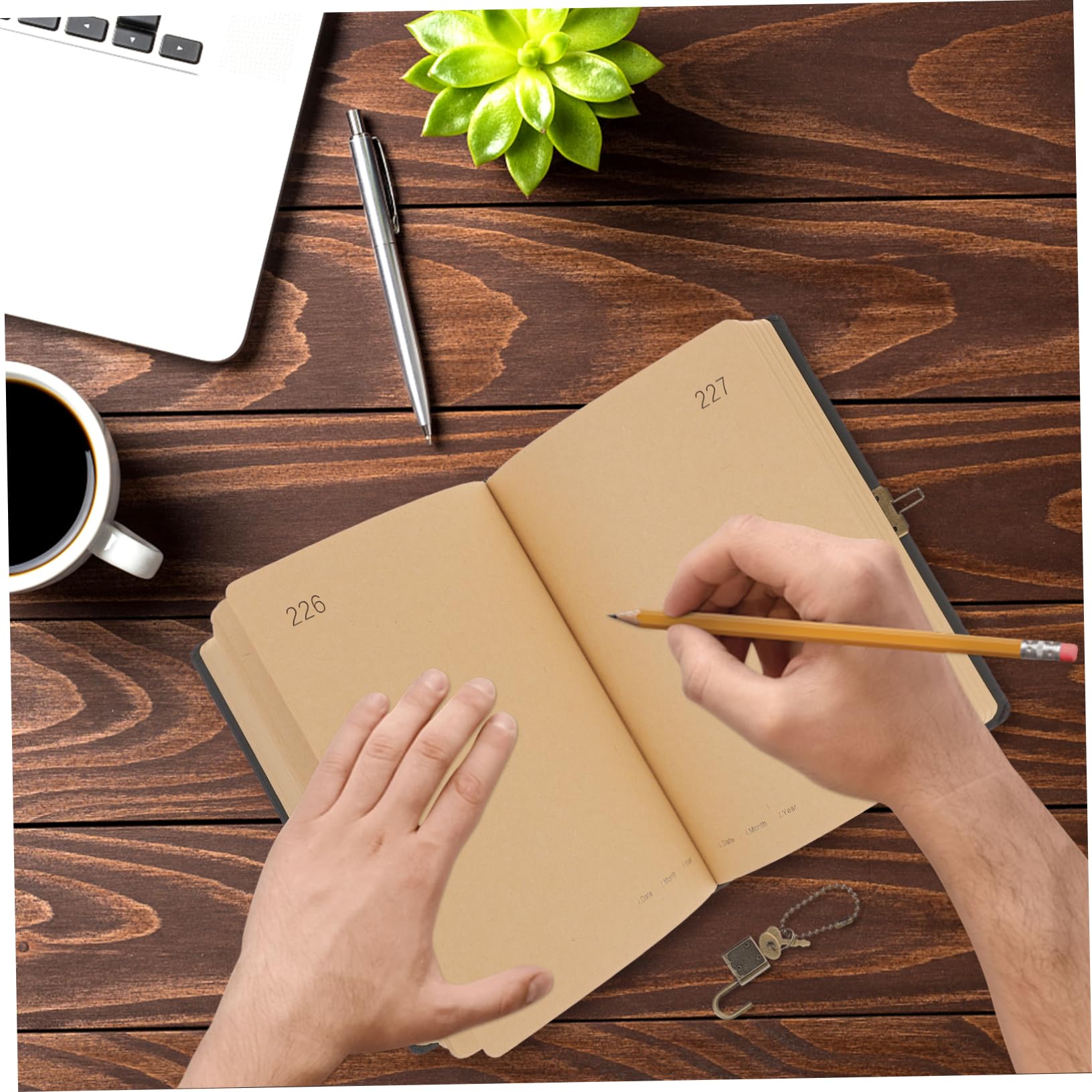 Diario Personale con Lucchetto, Quaderno Portatile in Carta per Scrittura Creativa, Ufficio e Scuola, 365 Giorni Stili multipli