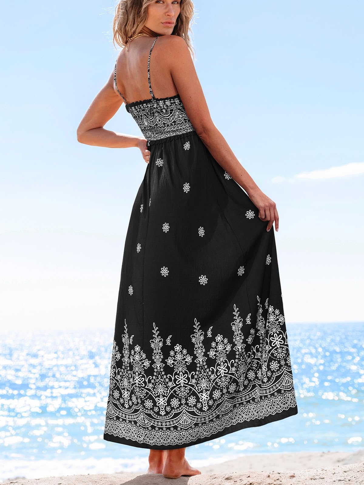 CUPSHE, Maxi abito estivo da donna con motivo floreale e punto smock, senza maniche, increspato, con spalline sottili, abito elegante da spiaggia