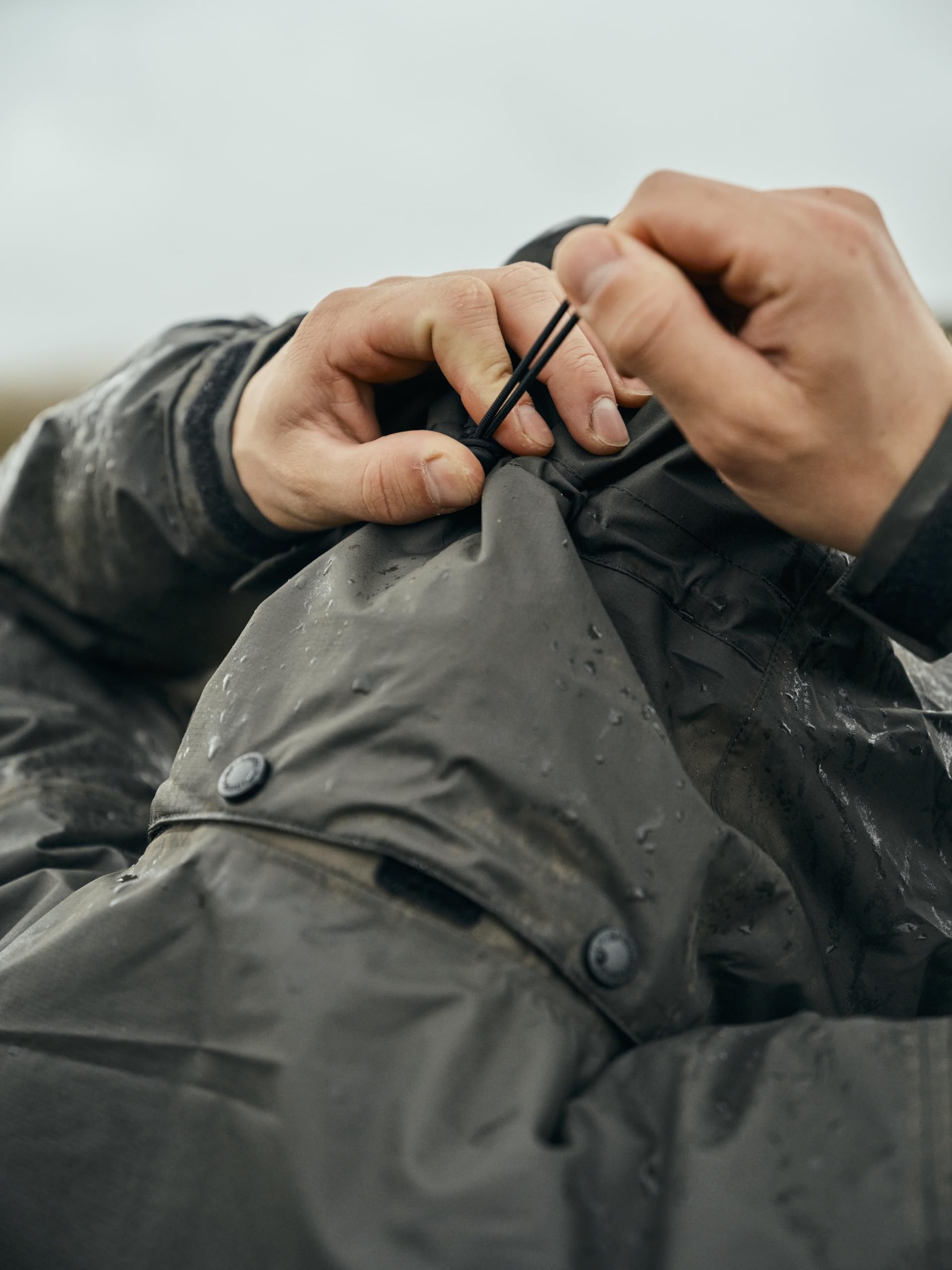 Pinewood Unisex Tornado Extrem Regen Anzug - Regenkombi für Damen und Herren - effektiver und atmungsaktiver Regenschutz mit verschweißten Nähten aus robustem Rip-Stop-Material