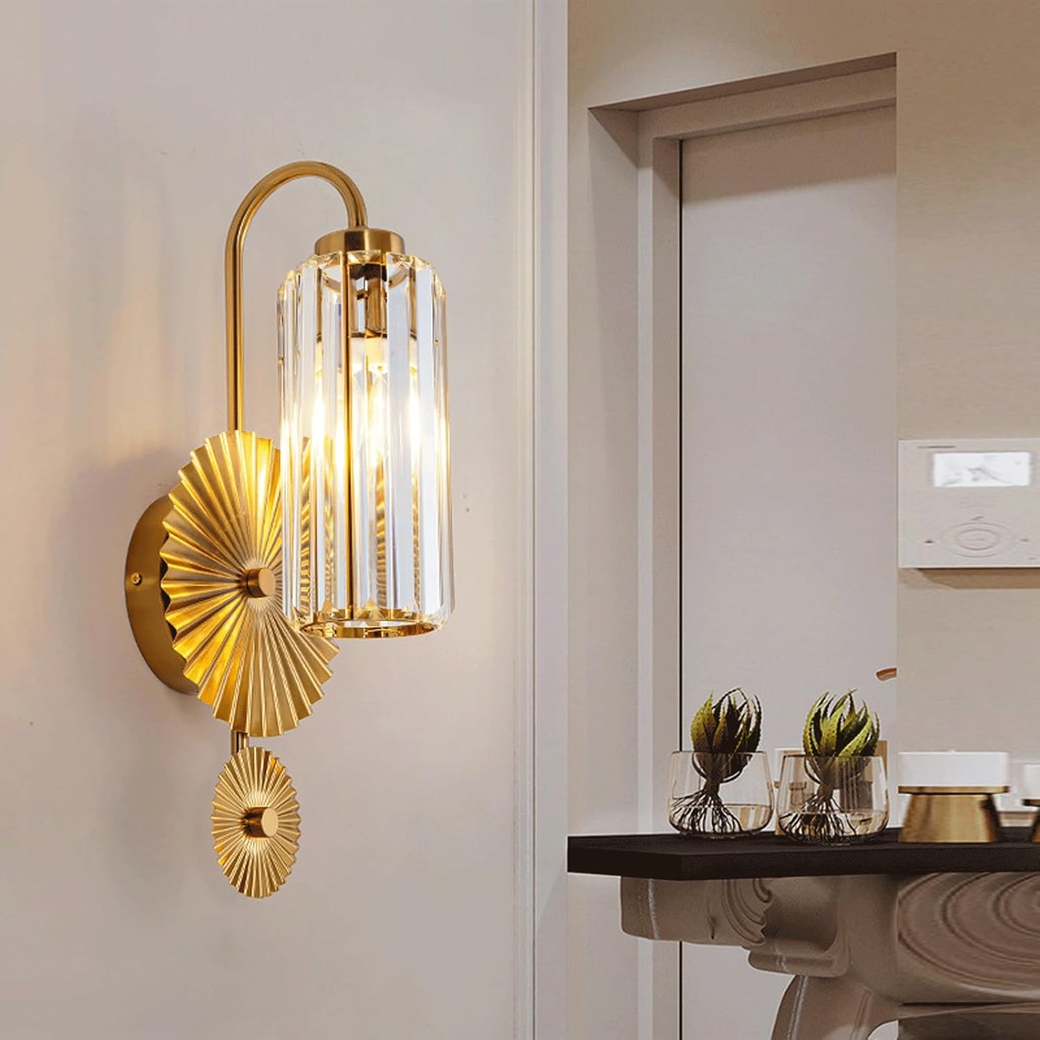 Modern Luxury Crystal Unique Wall Sconce Gold Metal Fan Shape Design Clear Crystal Shade for Living Room Dining Room Bedroom Study Hallway Entryway Hotel Kitchen Background Wall Decor