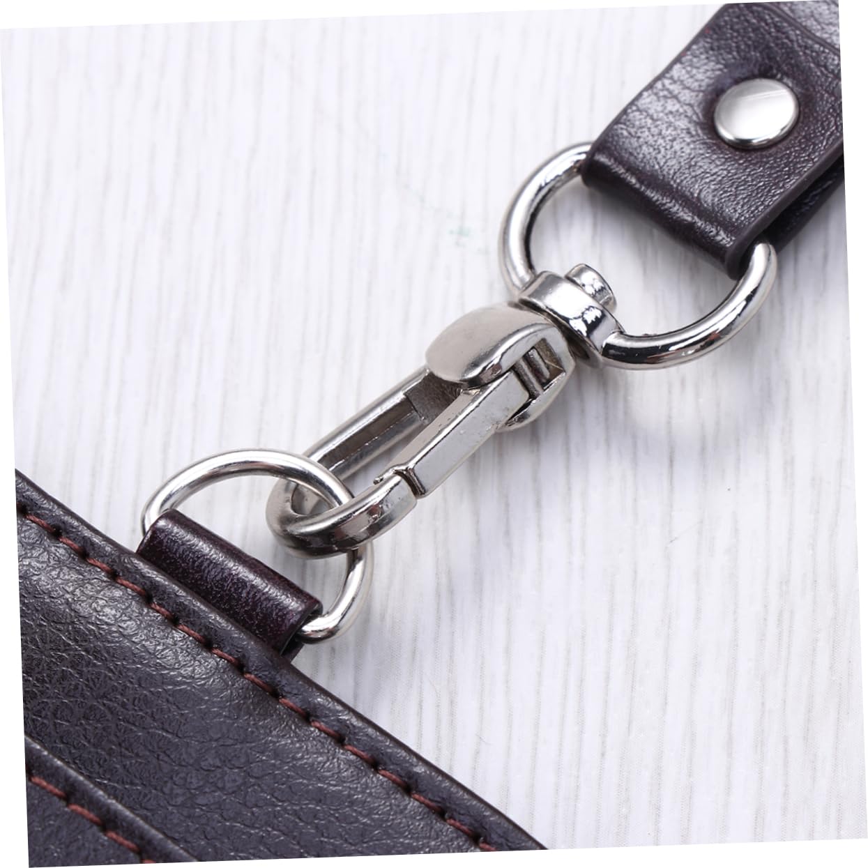 LALAFINA 3pezzi Porta Badge Verticale Pelle Con Laccetto e Clip Girevole Portacarte Id Pu Per Lavoro e Scuola