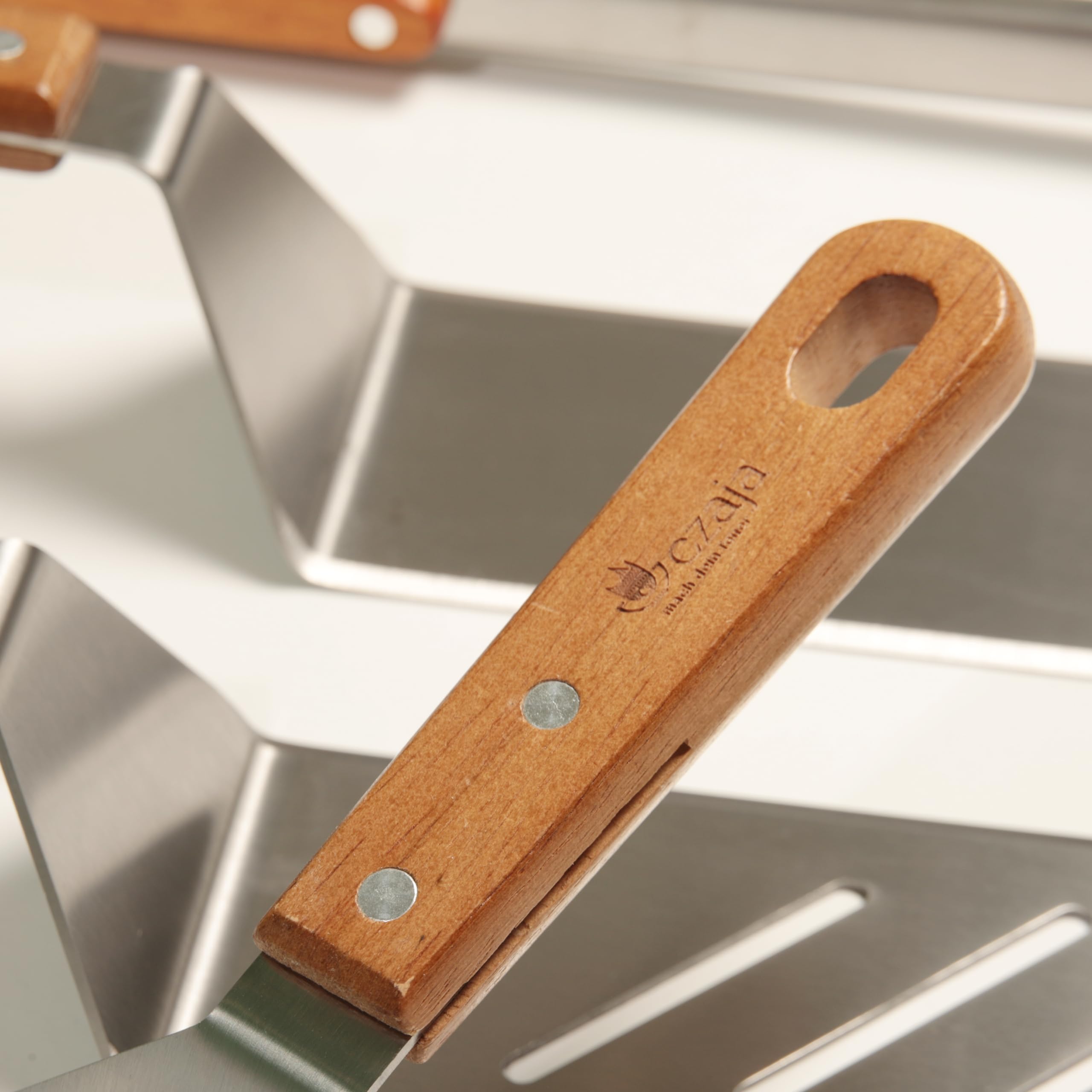 Grillbesteck für Feuerplatte 5 Teilig - Grillwender BBQ Edelstahl - Grillspachtel für Plancha