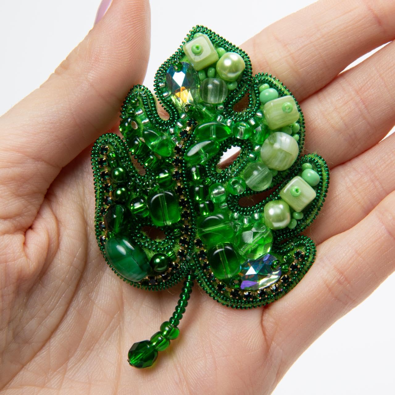 Crystal Art Beadwork kit for Creating Brooch Monstera BP-345C