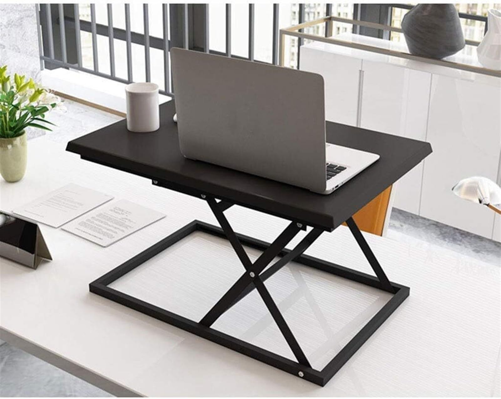 Supporto da tavolo regolabile for computer portatile, supporto mobile for laptop, seduto e in piedi, alternativa