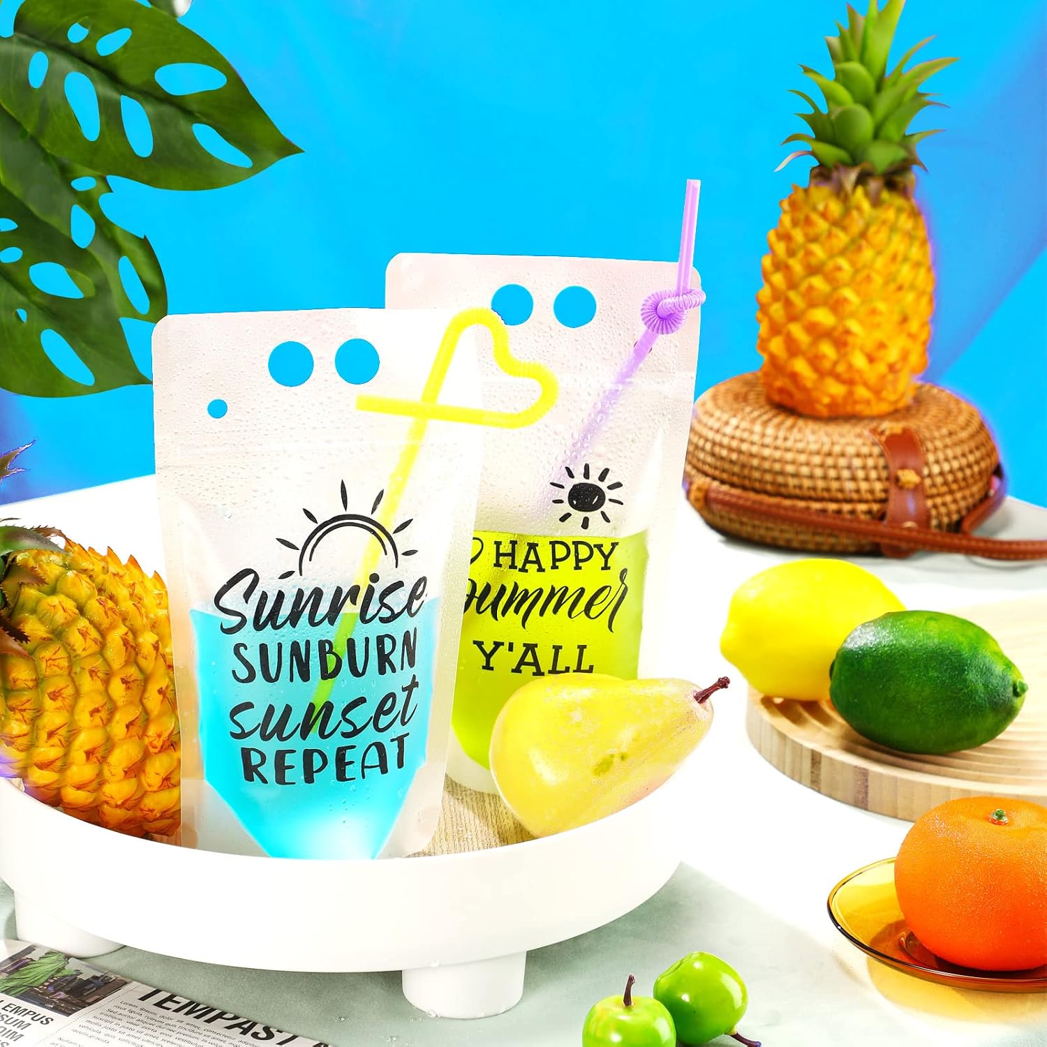 Chengu 30 Sets Summer Drink Pouches with Straws for Adult Beach Translucent Party Beverage Bags Stand up Juice Pouches Plastic Drink Container with Zipper Juice Freezer Bags for Party Favor