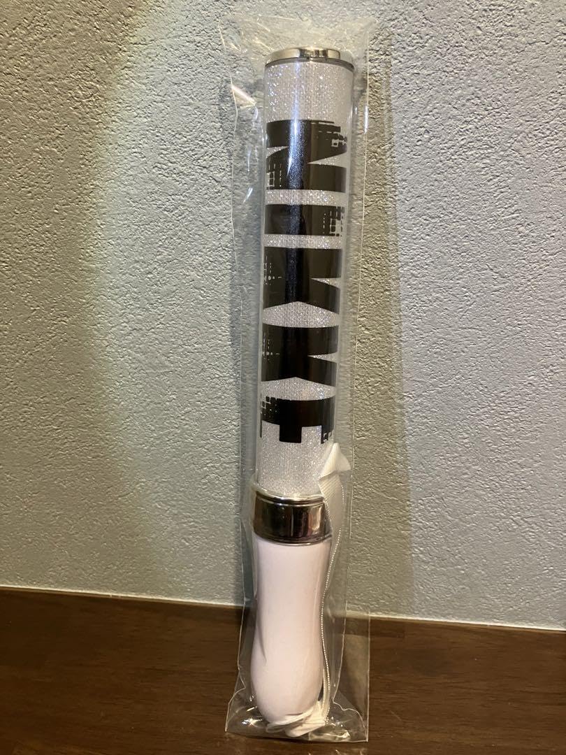 NIKKE ニケ 非売 1.5周年 生放送 当選 参加者限定 ペンライト ライト 激レア】NIKKE 非売品 1周年 生放送 参加者限定 ペンライト