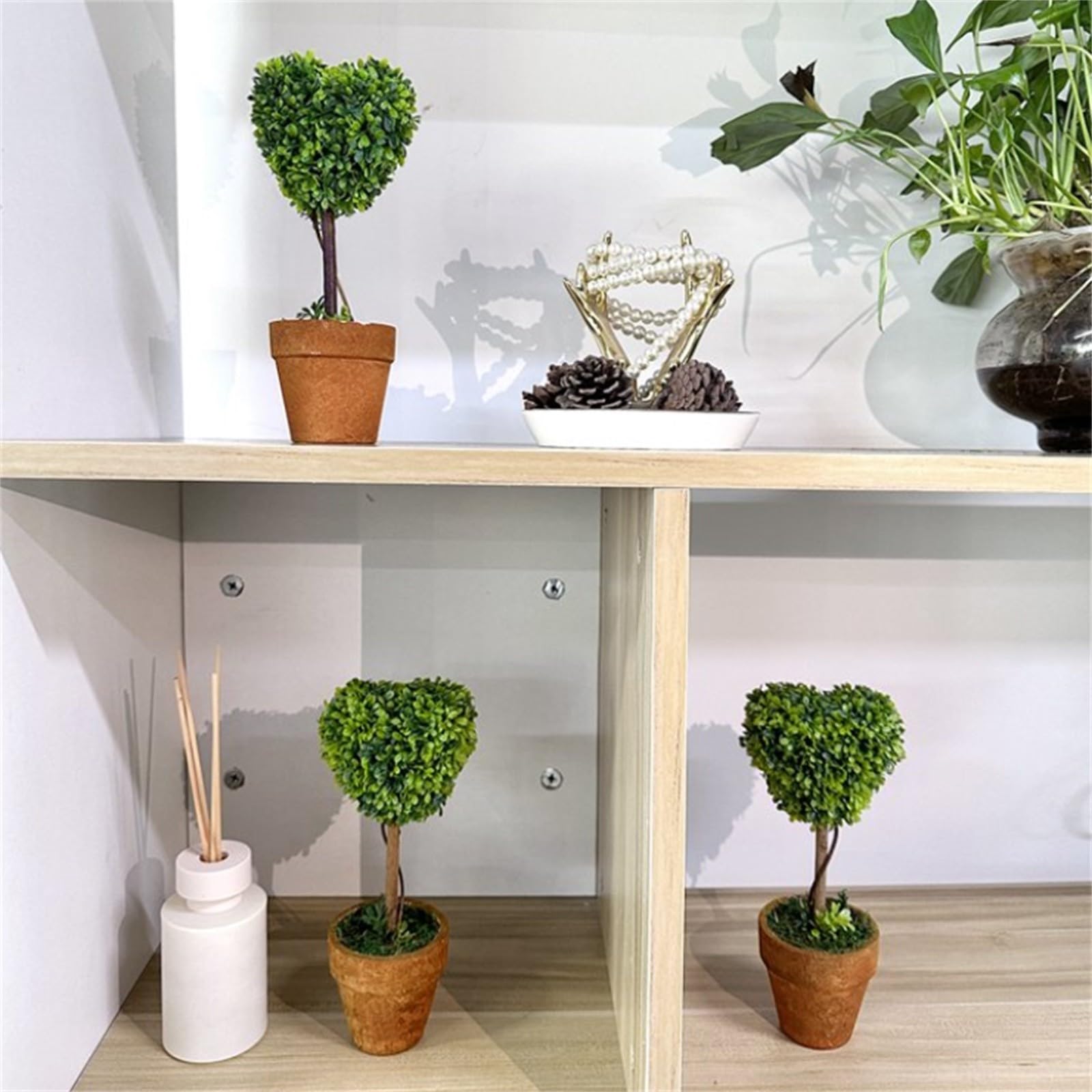 Figura decorativa de boj de 8 pulgadas en maceta con forma de corazón en forma de corazón, perfecta para el hogar y el jardín. Figura decorativa #25