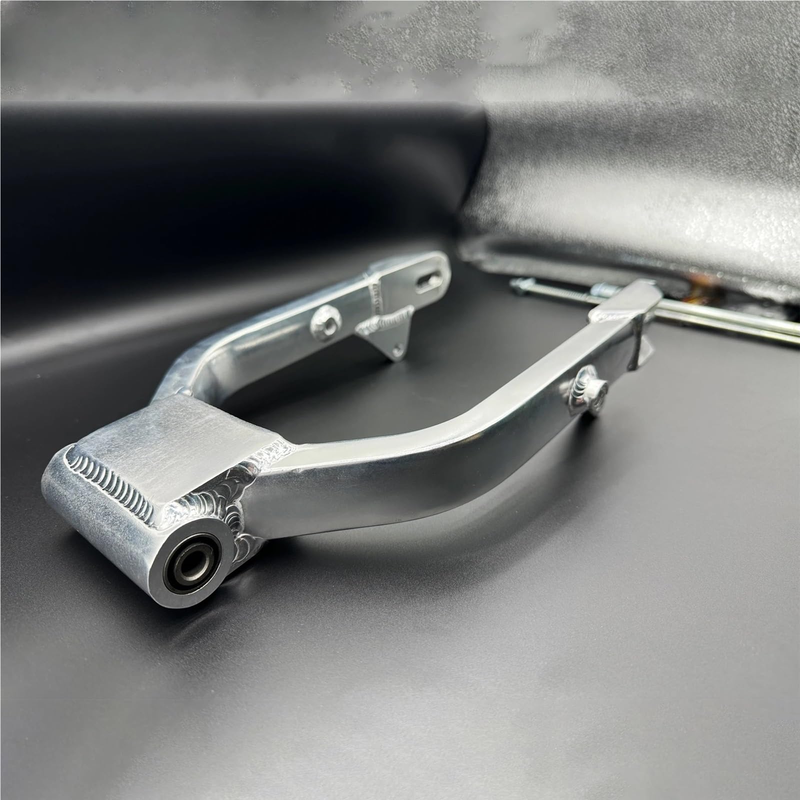 Widelec Ramiona Szpule Pasuje Do DAX CT70 1969-1970 DAX Wahacz CT70 Tylny Widelec 12-calowy Tylny Wahacz Srebrny Aluminiowy Części Motocyklowe szpule motocykla wahacz