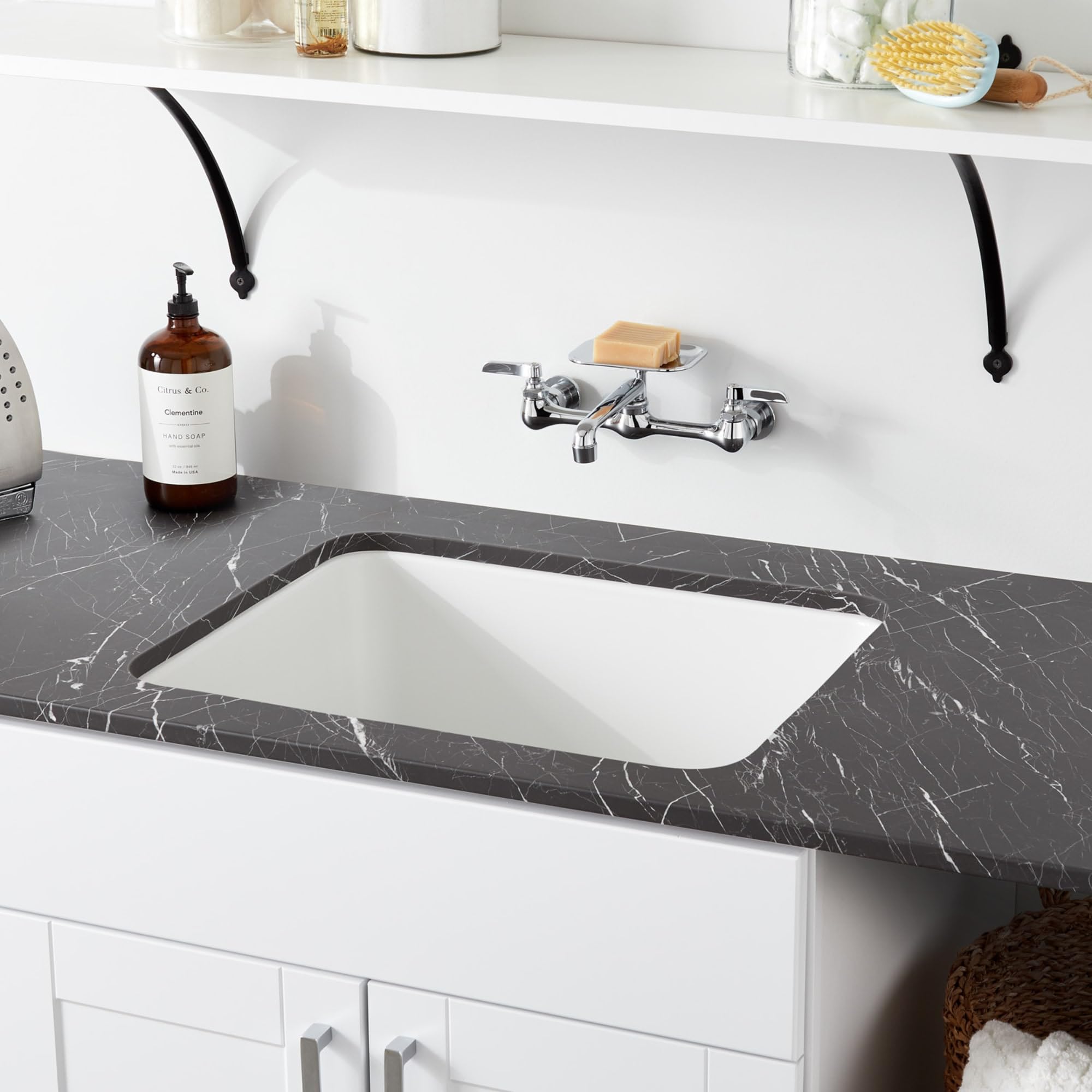 Signature Hardware 445931 Medford 25