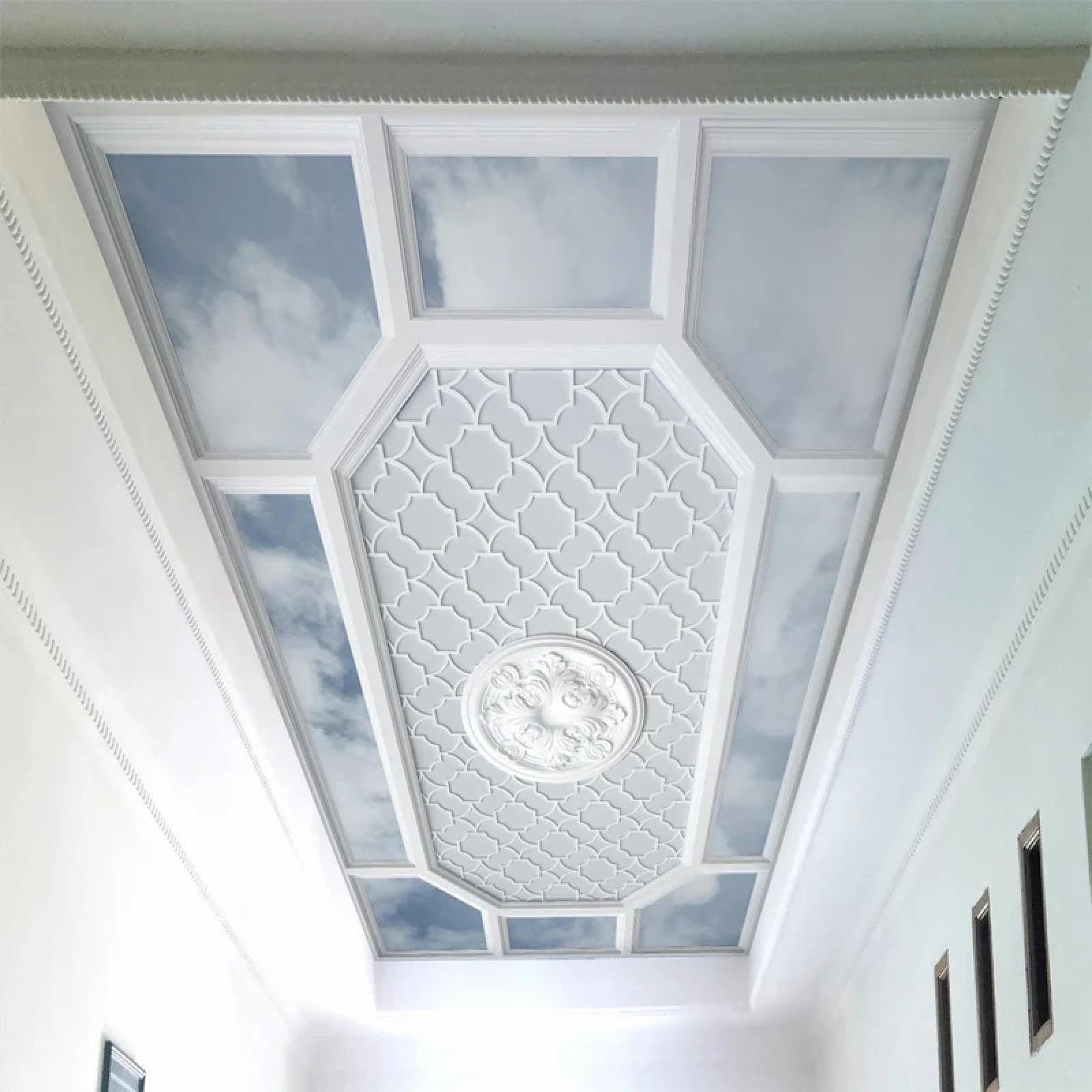 Papier peint ciel bleu et nuages 3D en relief plâtre pour plafond