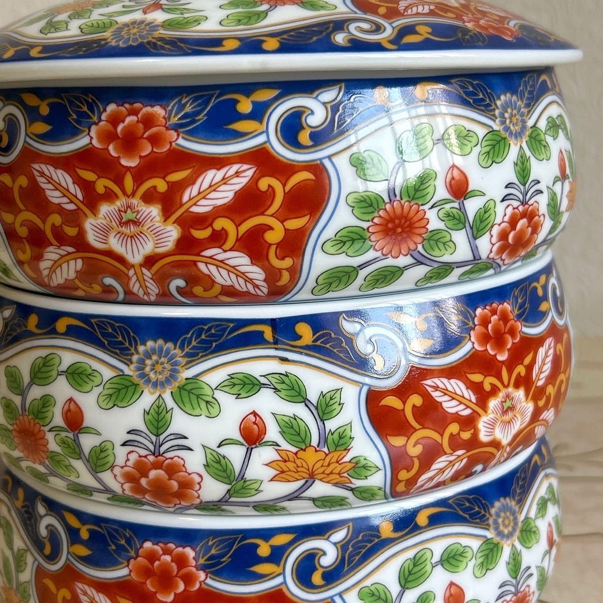 有田焼 飛鳥窯 三段重 蓋付き重ね鉢 有田焼 飛鳥窯 三段重