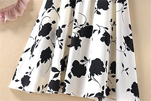 【直営・関税送料込】Floral print flowing Tie-Waist Chiffon Blouse | White House Black Market