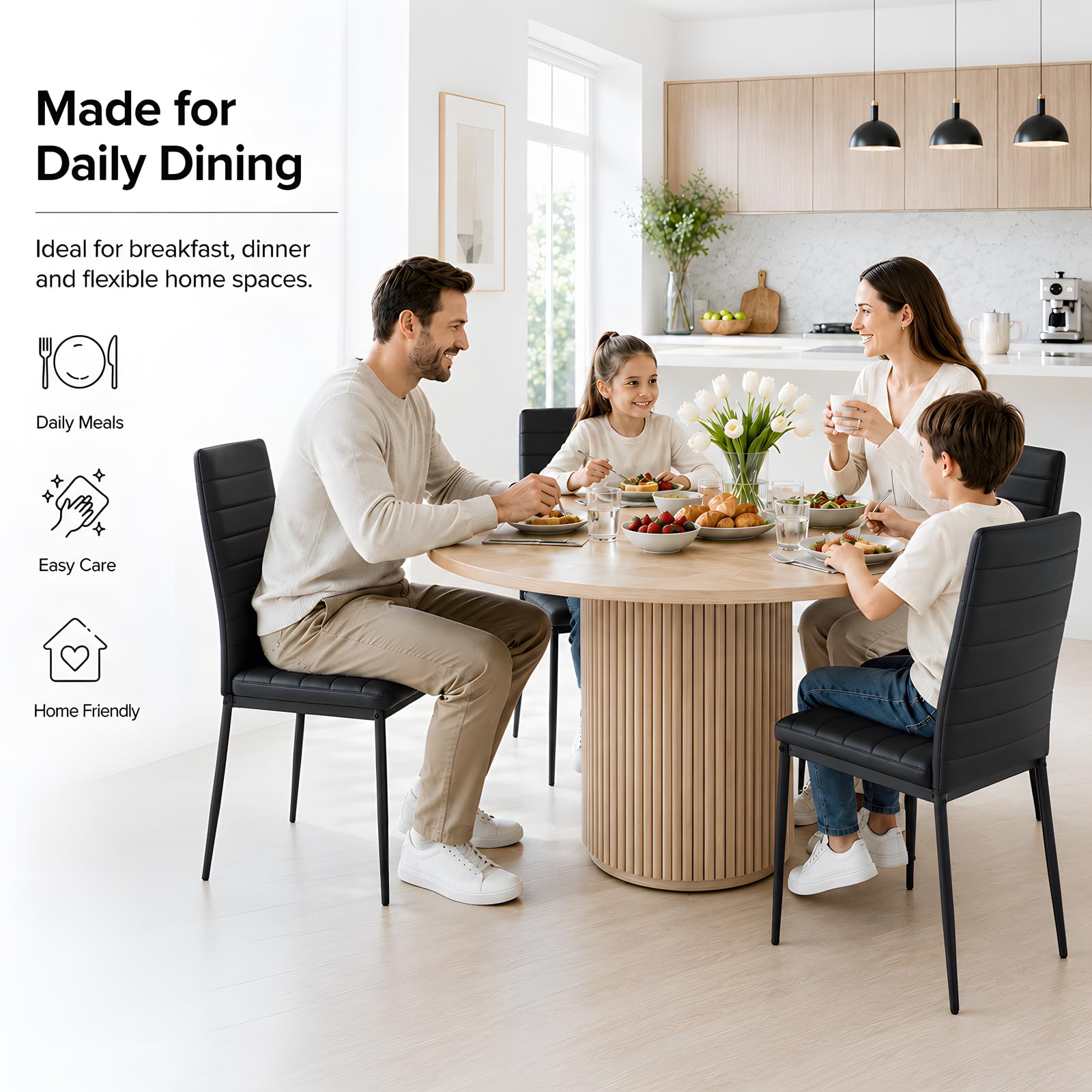 Juego de 4 Sillas de Comedor Negro Polipiel Fácil de Limpiar Silla Cocina Moderna Acolchada Patas Metal Respaldo Alto Salvaspacio Impermeable