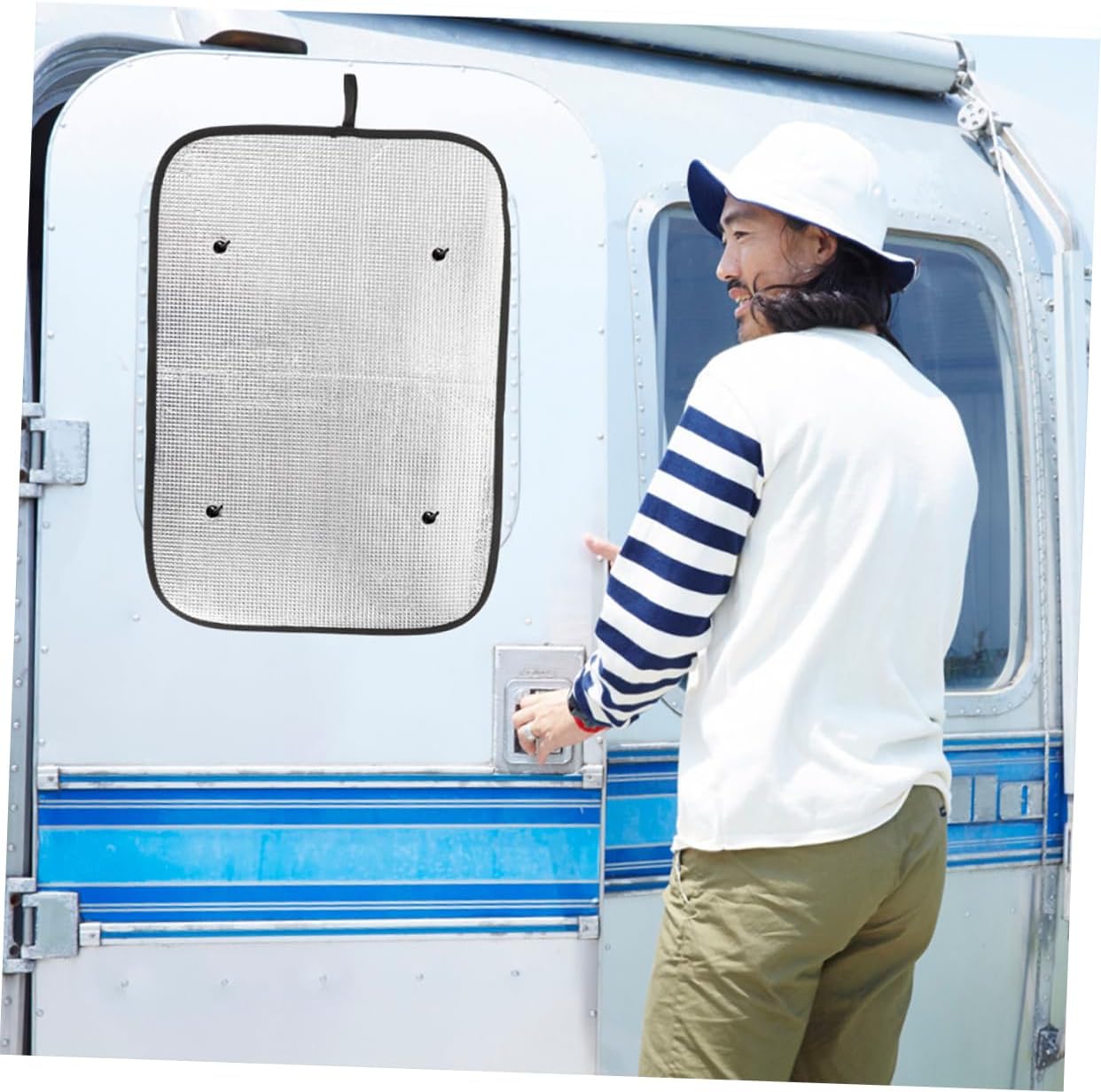GLEAVI 4pcs Rv Door Window Shade Suction Cup Installation Aluminum Foil Sunshade for Camper Windows Uv Protection Easy to Use Fits Rvs and Campers