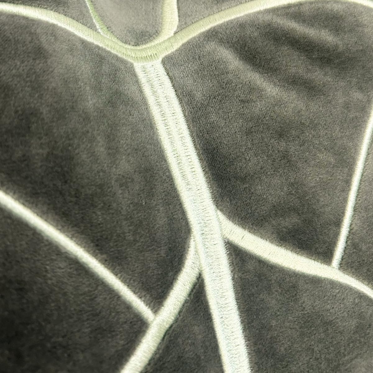 Green Philosophy Co. Plush Succulent Leaf Pillow 3D Accent Anthurium Warocqueanum Plant Throw Pillows for Couch Sofa Living Room Home Decor for Plant & Garden Lovers, Green Thumb Family & Friends: Anthurium Clarinervum - Khaki