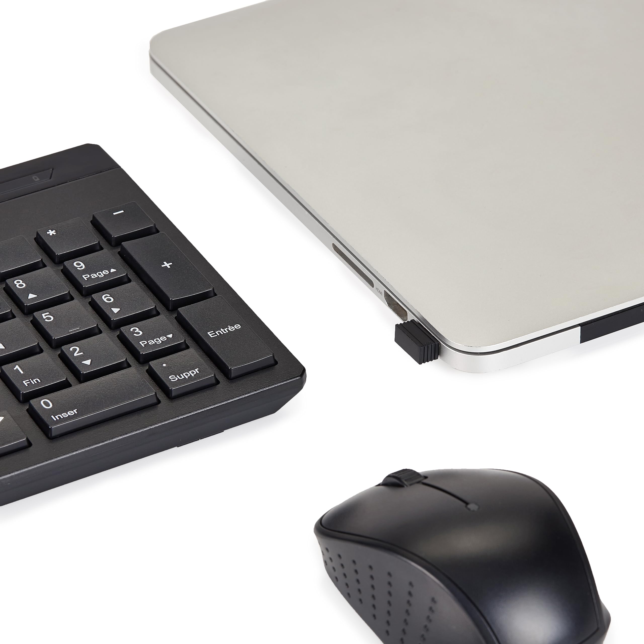 Amazon Basics – zestaw myszy z pełnowymiarową klawiaturą, bezprzewodowe, odbiornik USB 2,4 GHz, układ DE, kolor czarny.