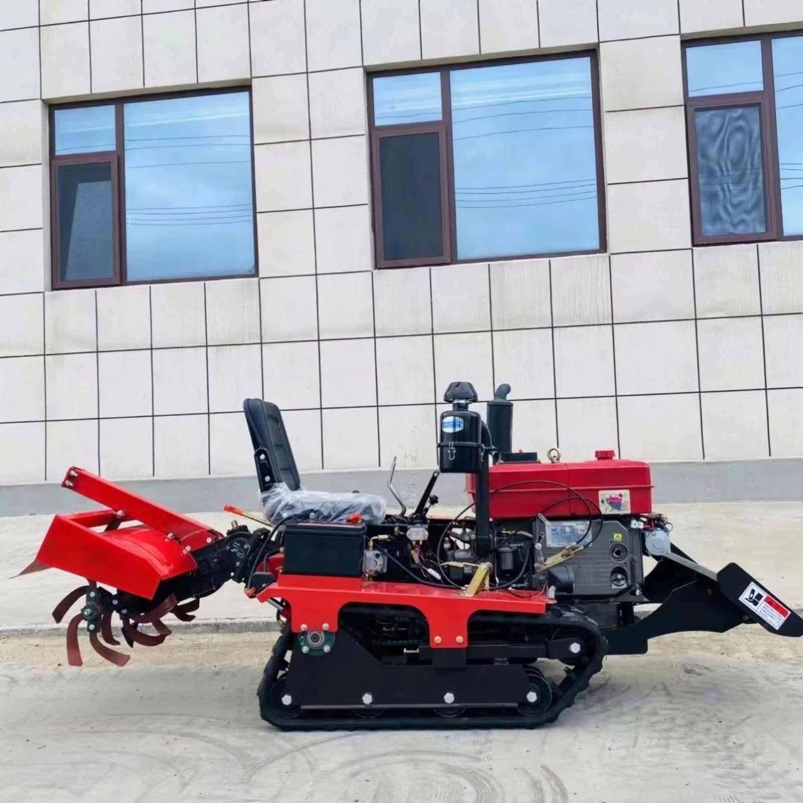 Mini rototiller, coltivatore resistente del giardino del cingolo per la preparazione del suolo | Rototiller agricolo per fattoria, prato e orto, offre una coltivazione potente, guida fluida, alta produttività