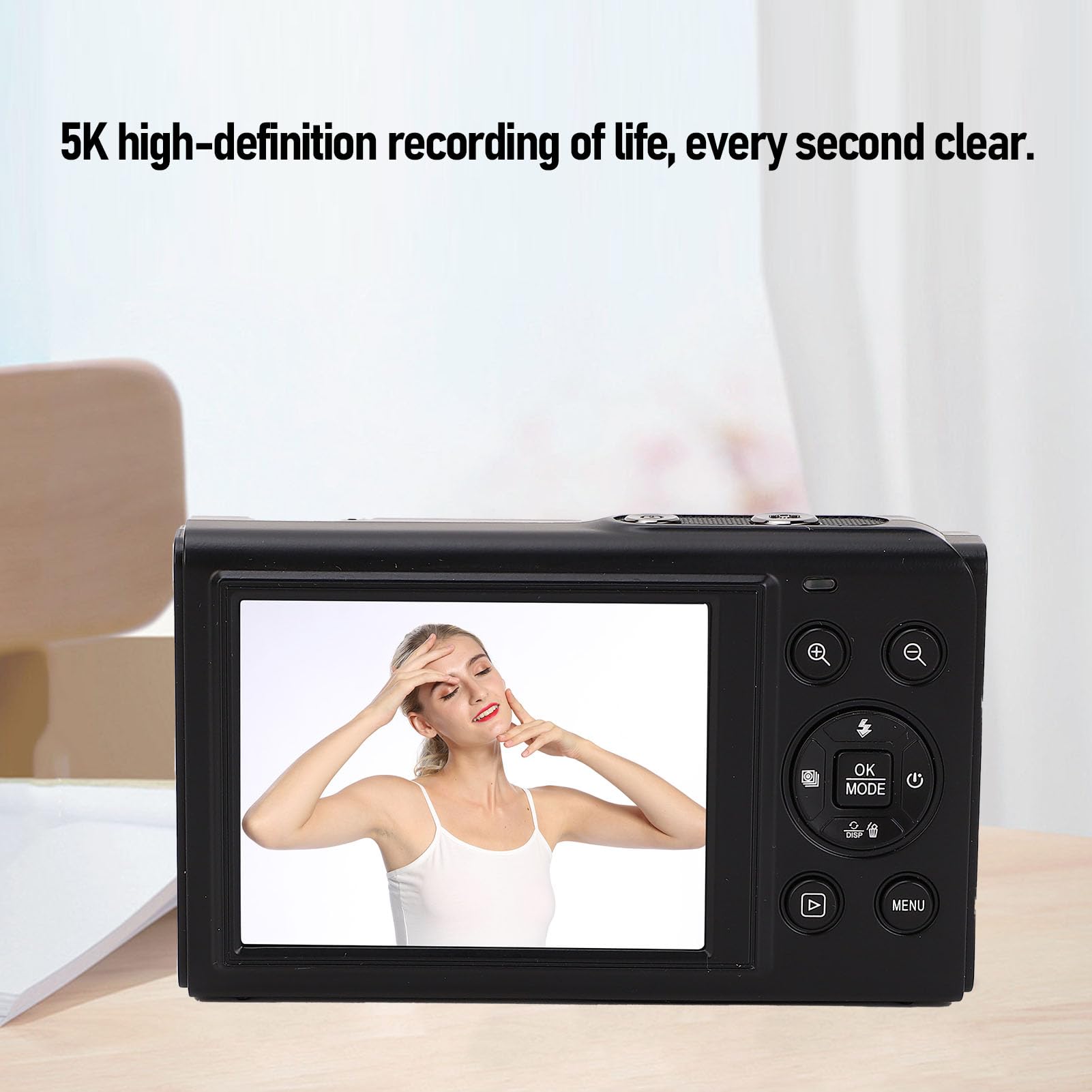 Annadue Camera Digitale da 5K 80MP per Adolescenti con Doppio Schermata, Zoom 18x e Focus Automatico, Trasferimento WiFi e Webcam, Incorporato in Flash e Borsa da Viaggio (32GB)