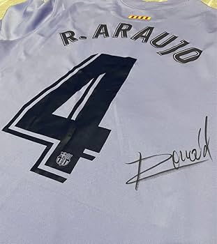 Amazon.co.jp: ロナウド アラウホ 直筆サイン入り ユニフォーム
