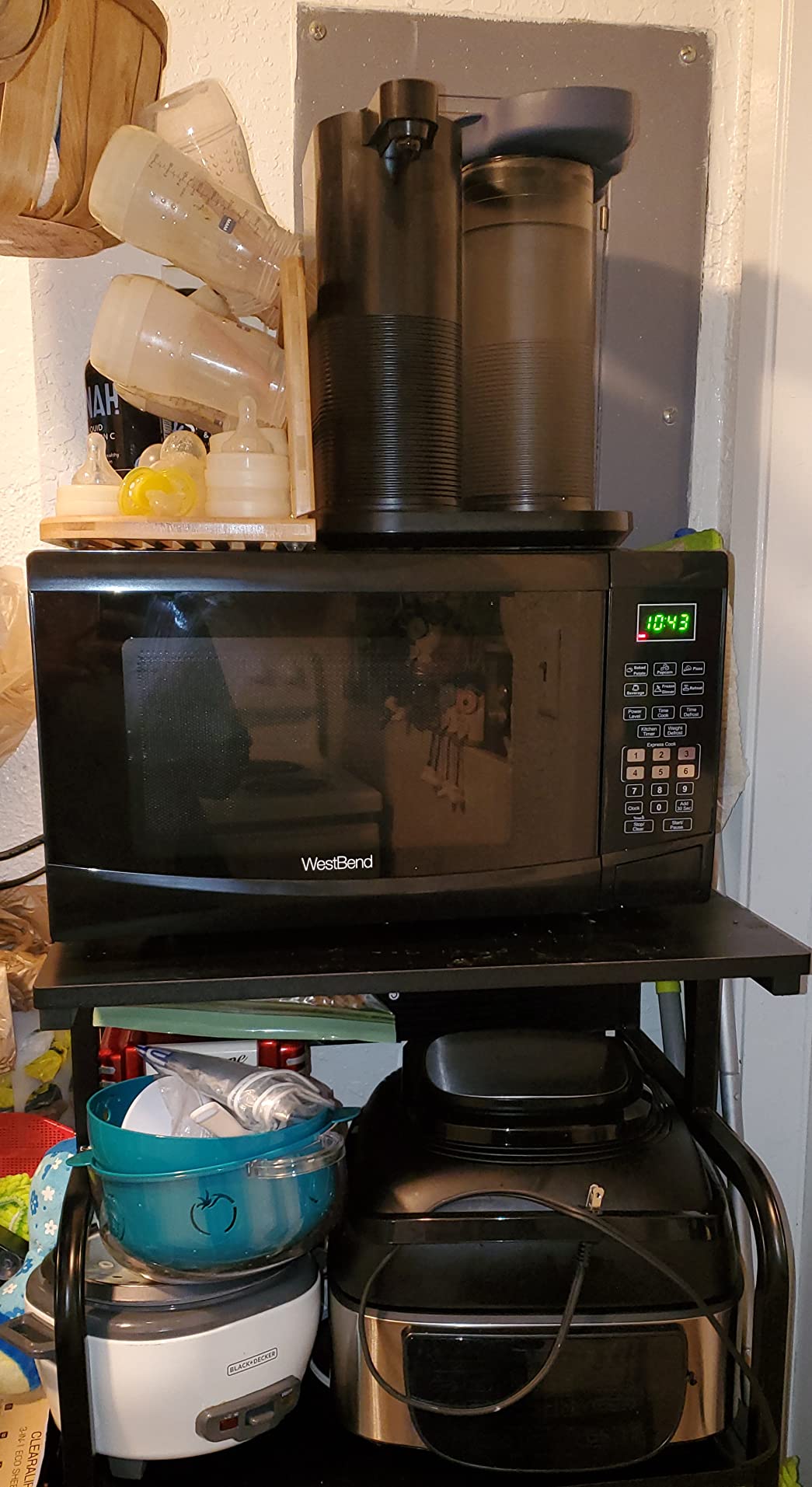 15/mo Finance West Bend WBMW92S Microwave Oven 900Watts Compact