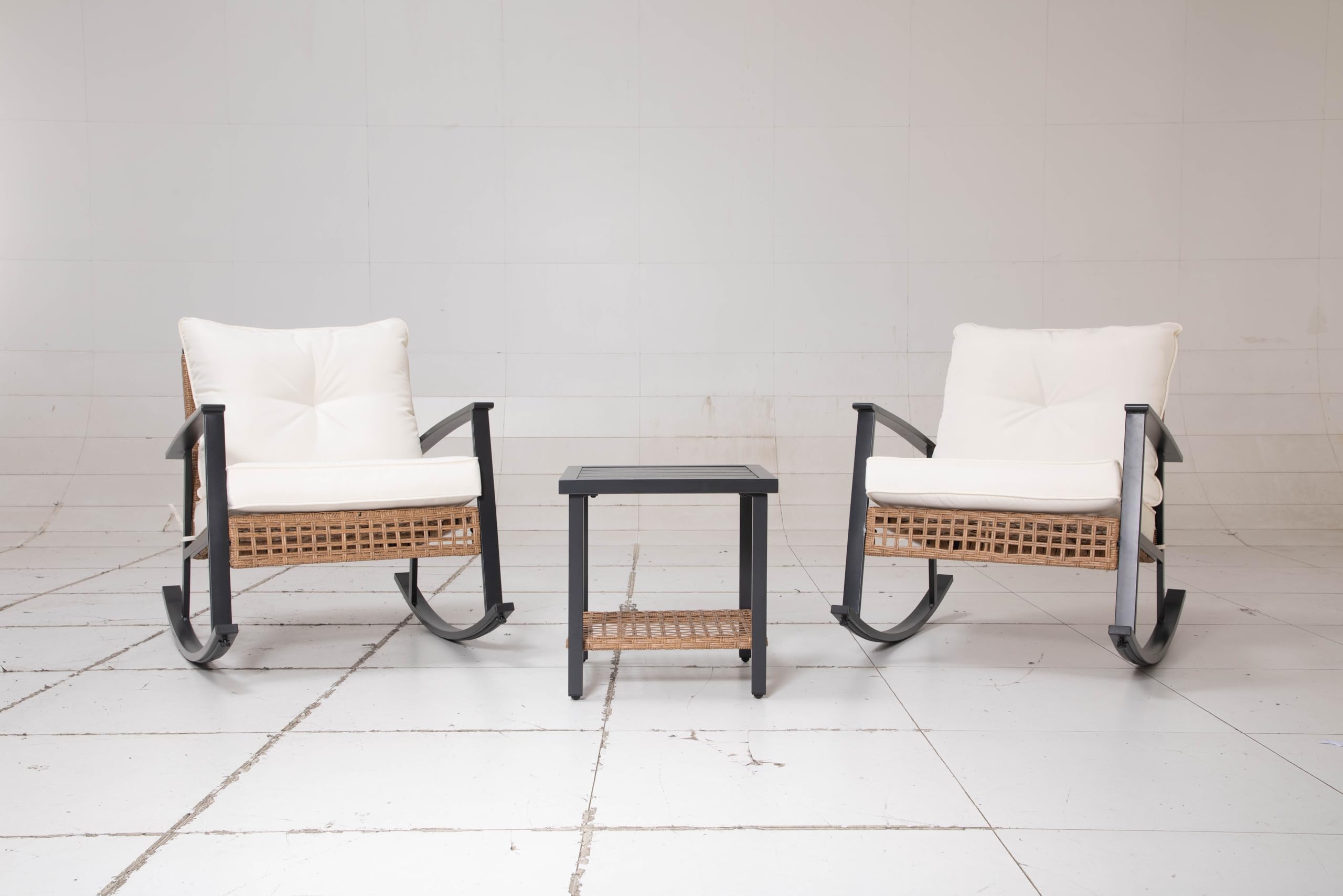 LAUSAINT HOME 3-teiliges Schaukel-Bistro-Set, Outdoor-Patio-Möbel mit dicken Polstern und zweistufigem Couchtisch, übergroße Rattan-Sitzgruppe für Garten, Balkon, Hinterhof (Beige)