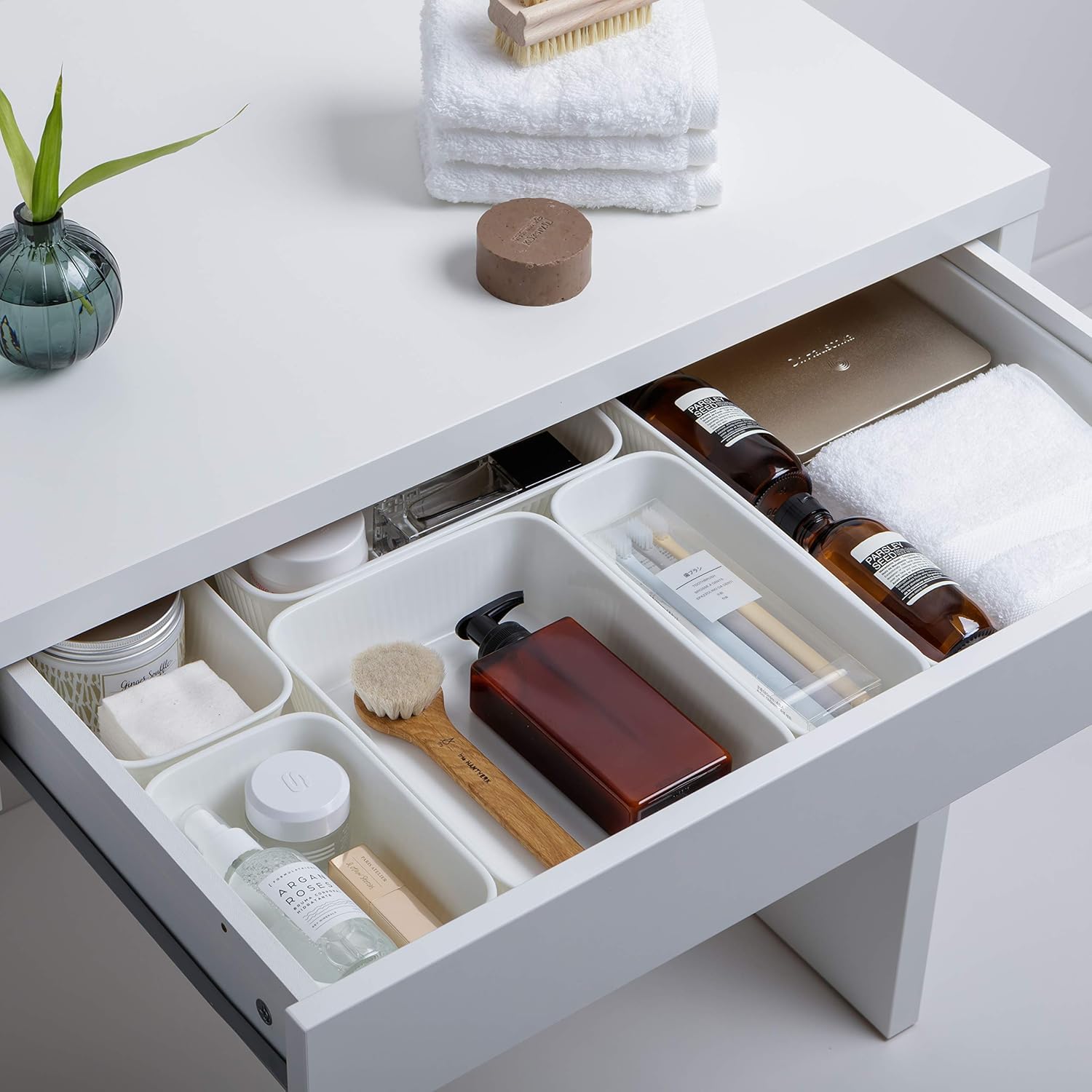 Superio Rib Collection - Vassoio decorativo in plastica per cassetti da scrivania, bianco (set di 5), contenitori portaoggetti aperti per la casa, per organizzare armadi, mensole e cassetti