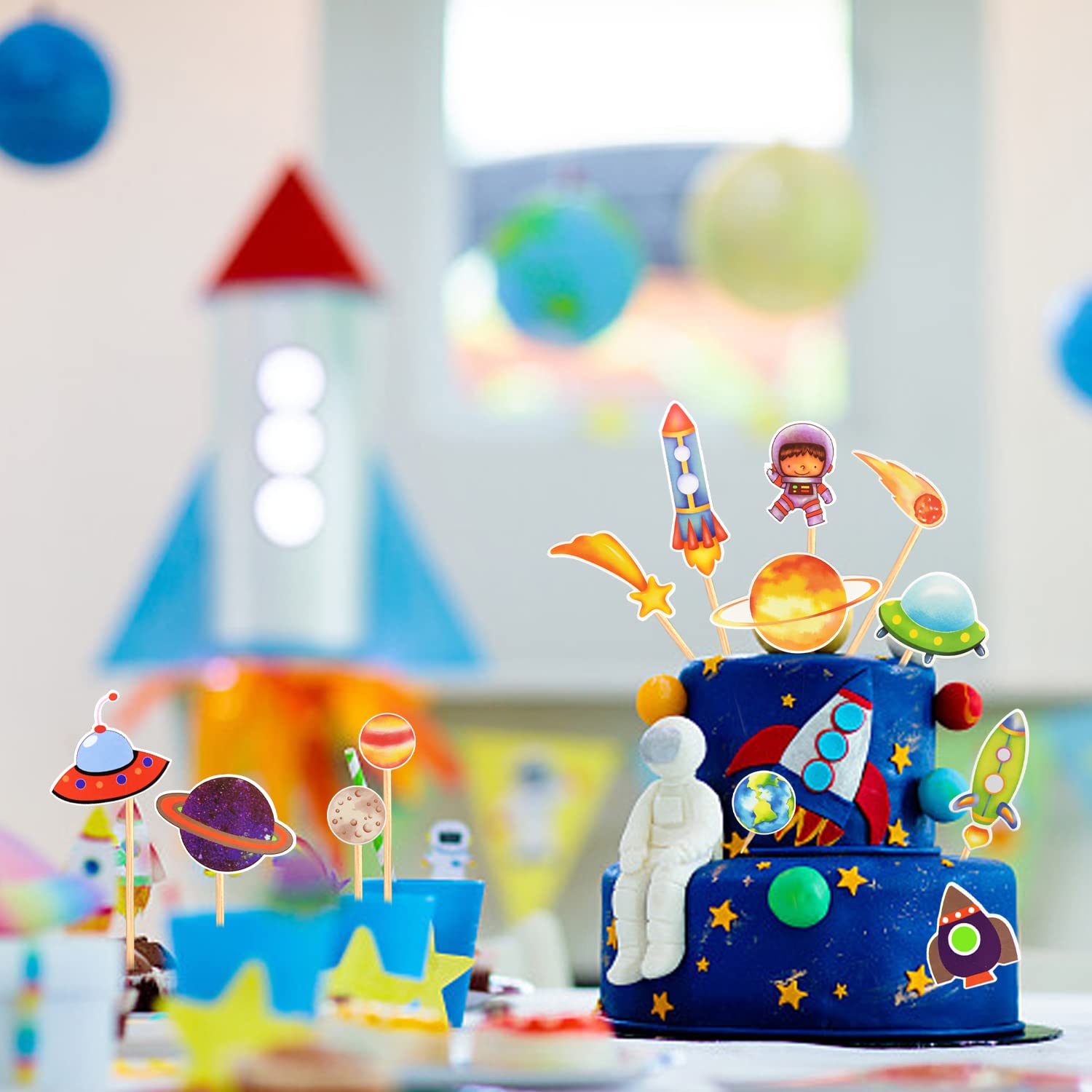 Decoración Espacial Para Tartas - 23 Piezas (astronautas Y Planetas)