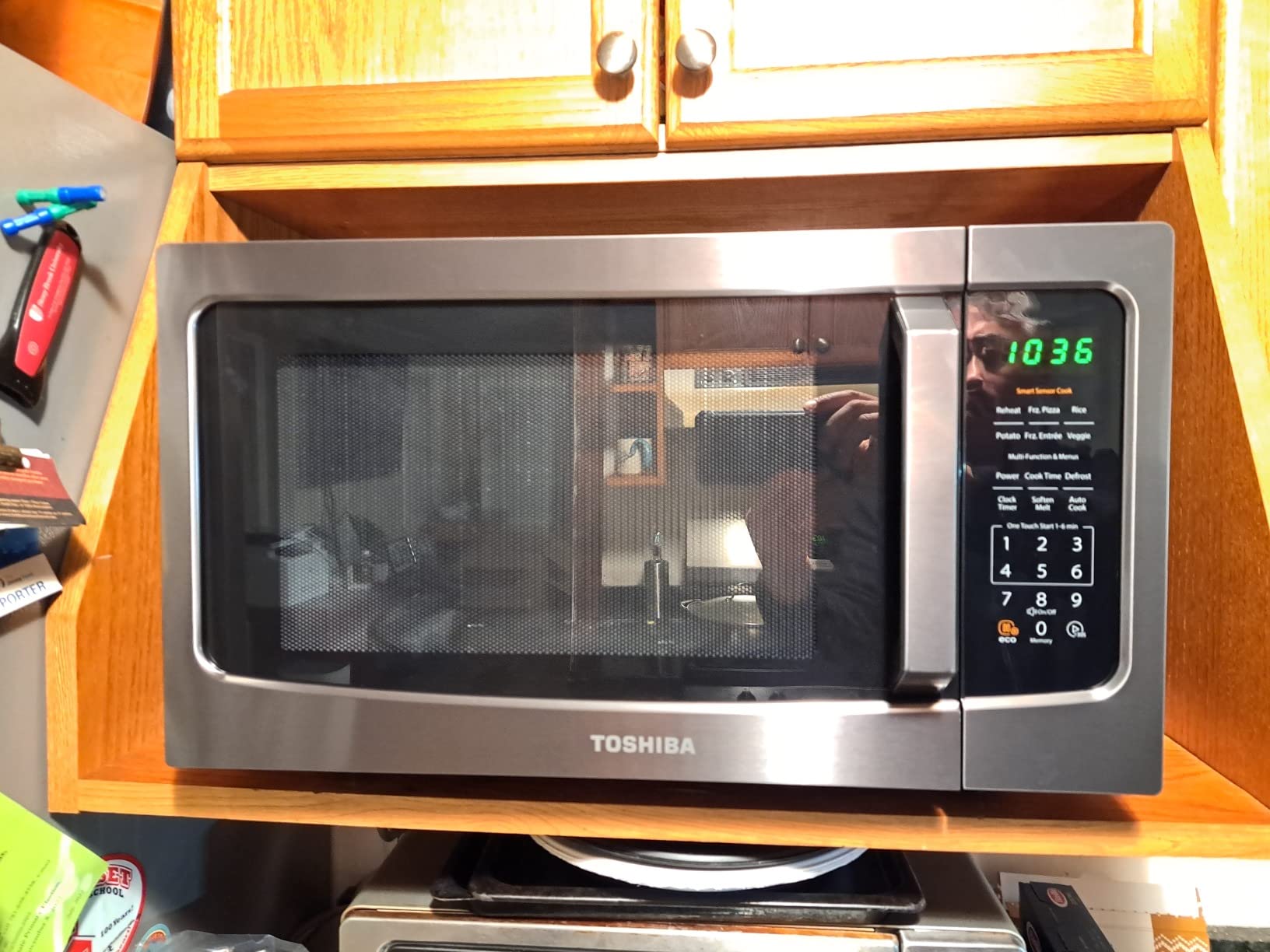 28/mo Finance TOSHIBA MLEM45P(BS) Countertop Microwave Oven with