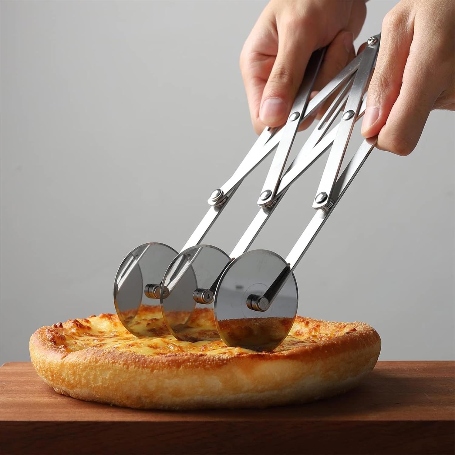 3 Wheel Pizza Slicer, Stainless Steel Pizza Cutter Dough Bread Pastry Cutter, Multi-Round Dough Cutter Roller, Kitchen Baking Tool