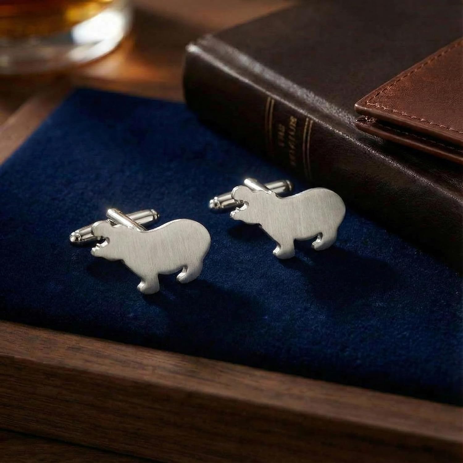 Men’s Cute Hippo Cufflinks – Stainless Steel Animal-Themed Cuff Links with Gift Box & Polishing Cloth – Available in Silver & Gold