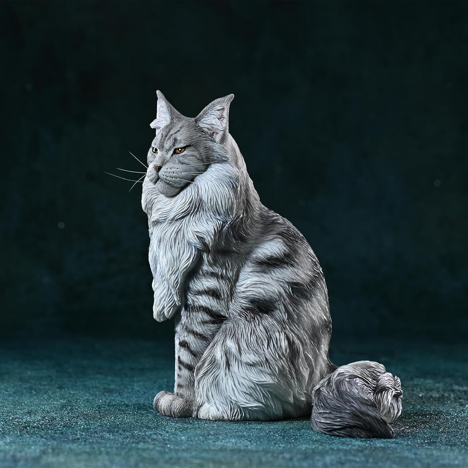 MMOS X JXK Maine Cat Statue Maine Cat Figurine for Table Decor Durable Polyresin with Intricate Details Gifts for Mom Women Cat Lovers