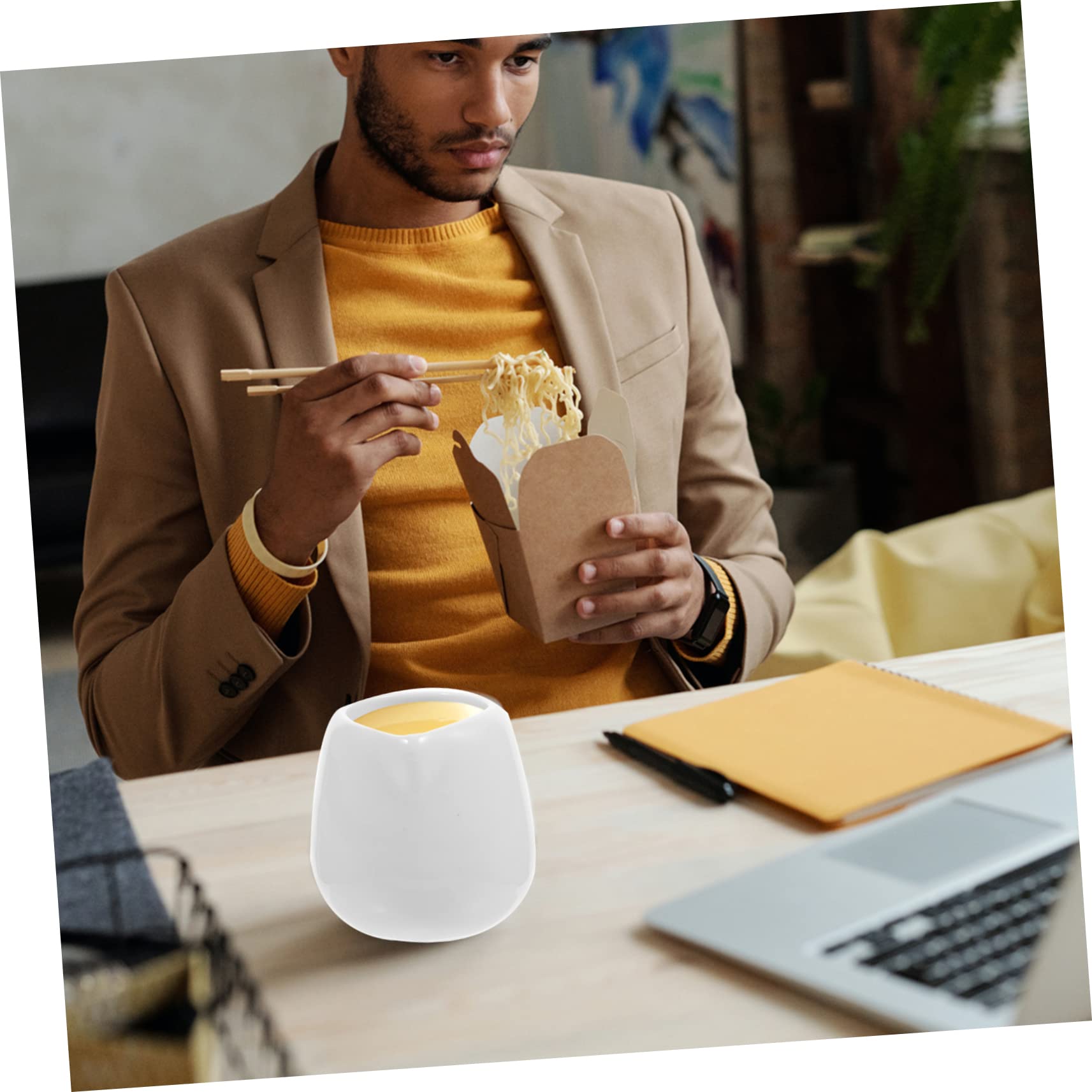 DECHOUS 4Pcs Ceramic Gravy Boat Dripless Sauce Pitcher with Spout Sauce Cup for Coffee Milk Condiments for Afternoon Tea and Dipping Sauces