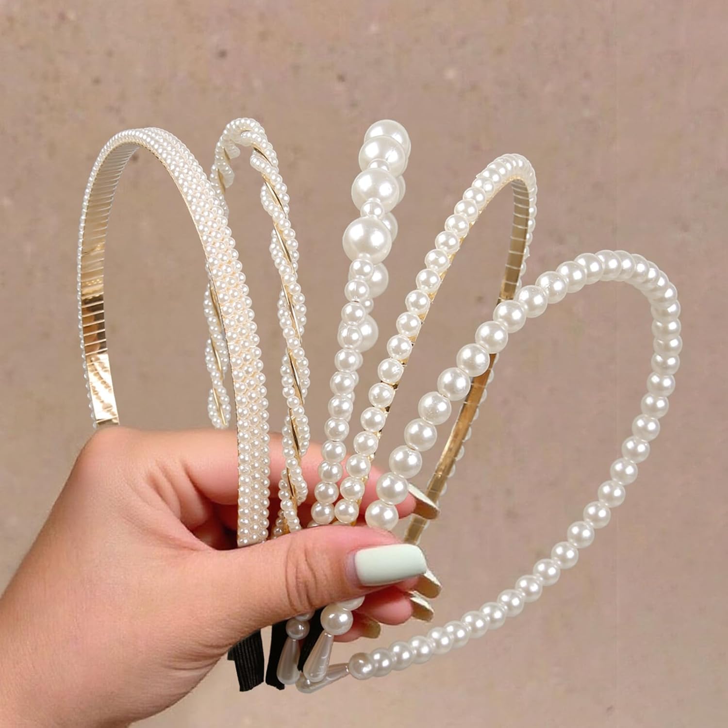 5 Pcs Pearl Headbands for Women Non Slip White Pearl Hairbands Fashion Bridal Headband for Wedding Party Pearls Hair Accessories for Girls