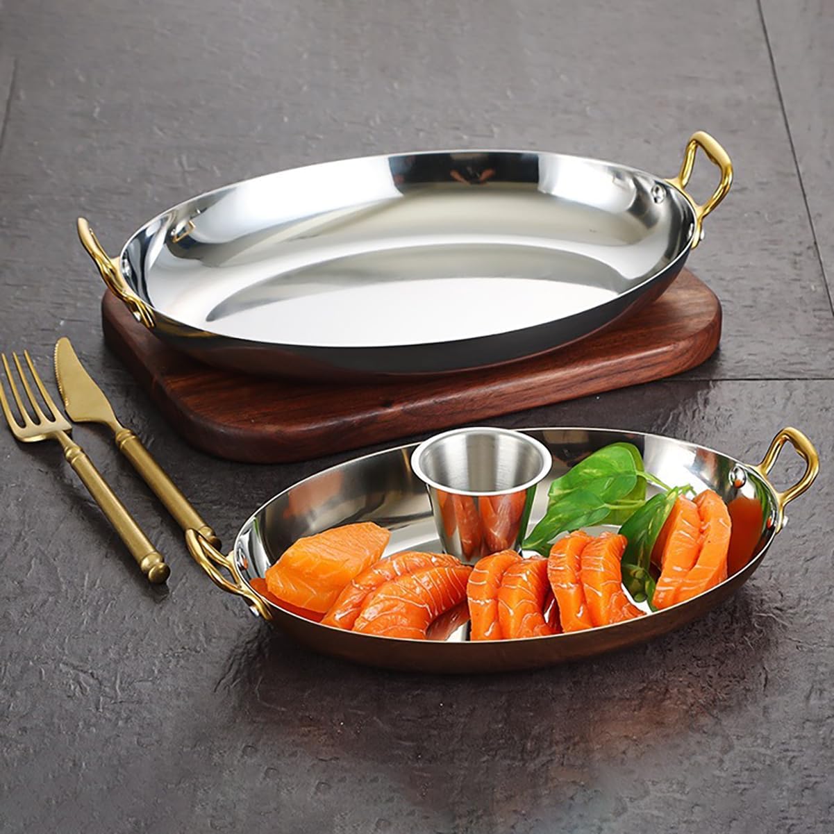 手作り銅トレー 収納トレイ 円形 銅製 コイントレー 釣り銭トレー キャッシュトレイ 銅のフルーツプレート（マルチサイズ） (20c  ピクニックバスケット 持ち手付き L フルーツバスケット 収納かご 籠 収納バスケット 籐 ラタン おしゃれ ピクニック おむつ 収納ボックス ...